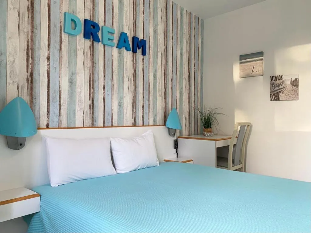 Bed in hotel l'échappée d'oléron