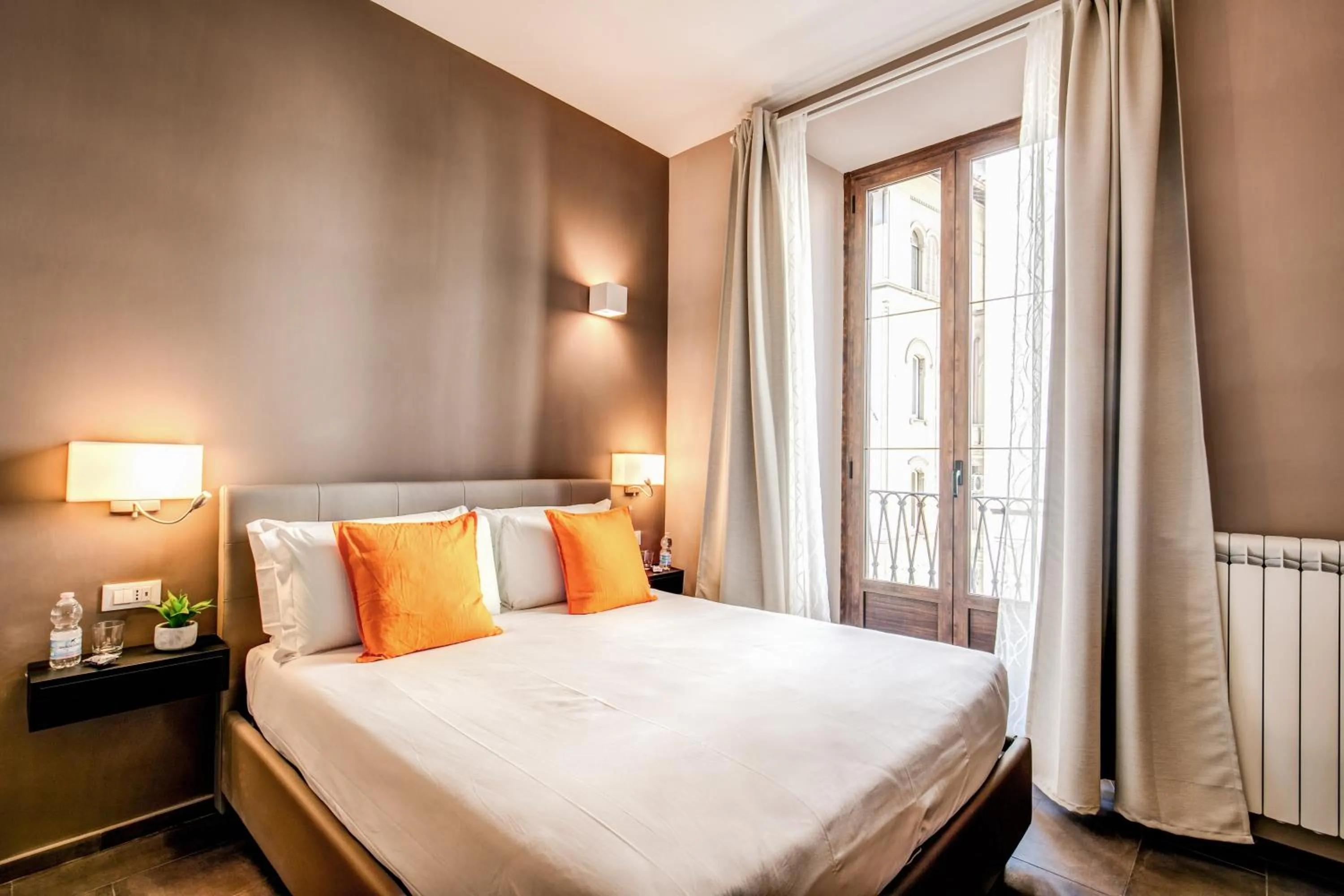 Bed in H501 Luxury Rooms