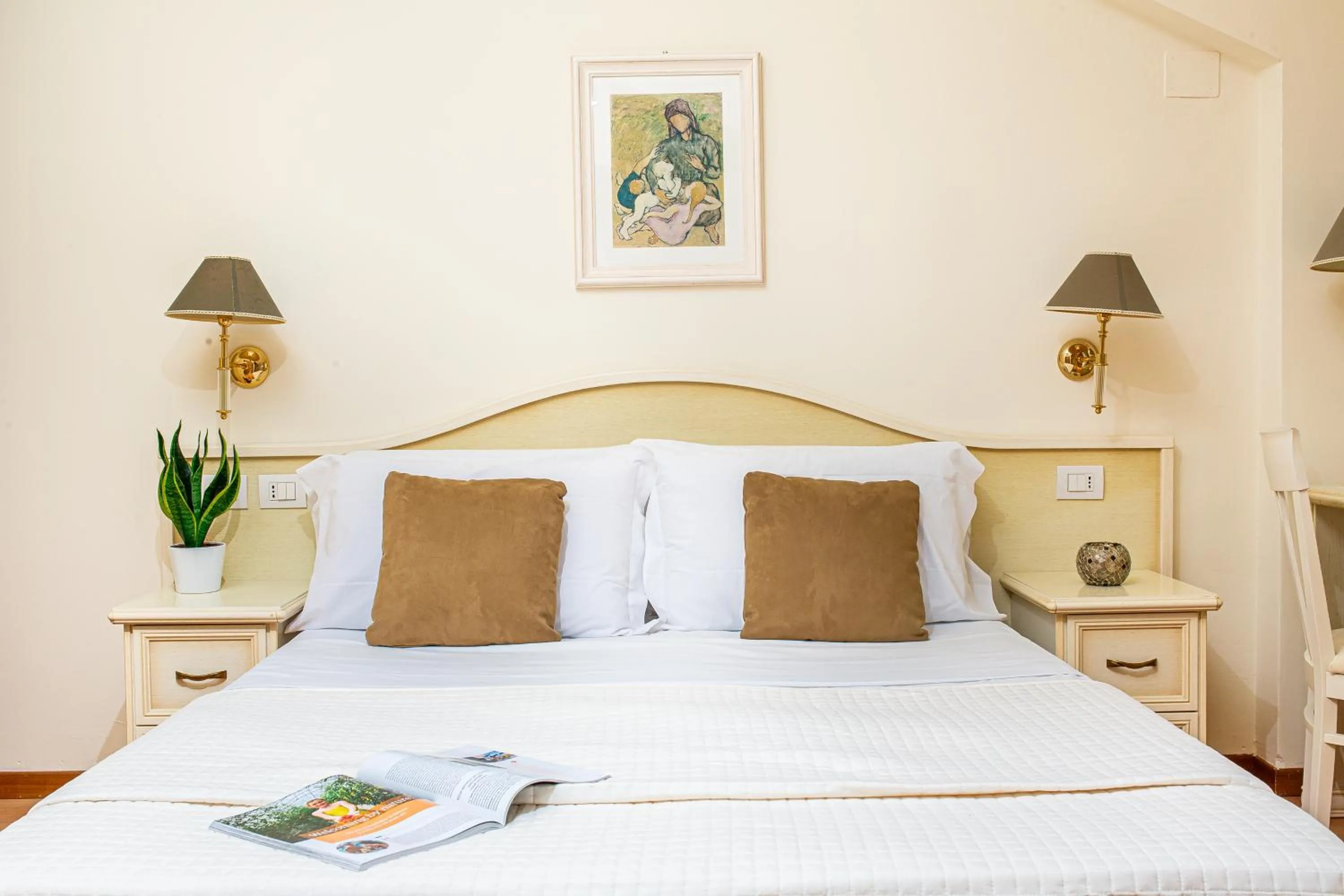 Property building, Bed in Hotel Jasminum