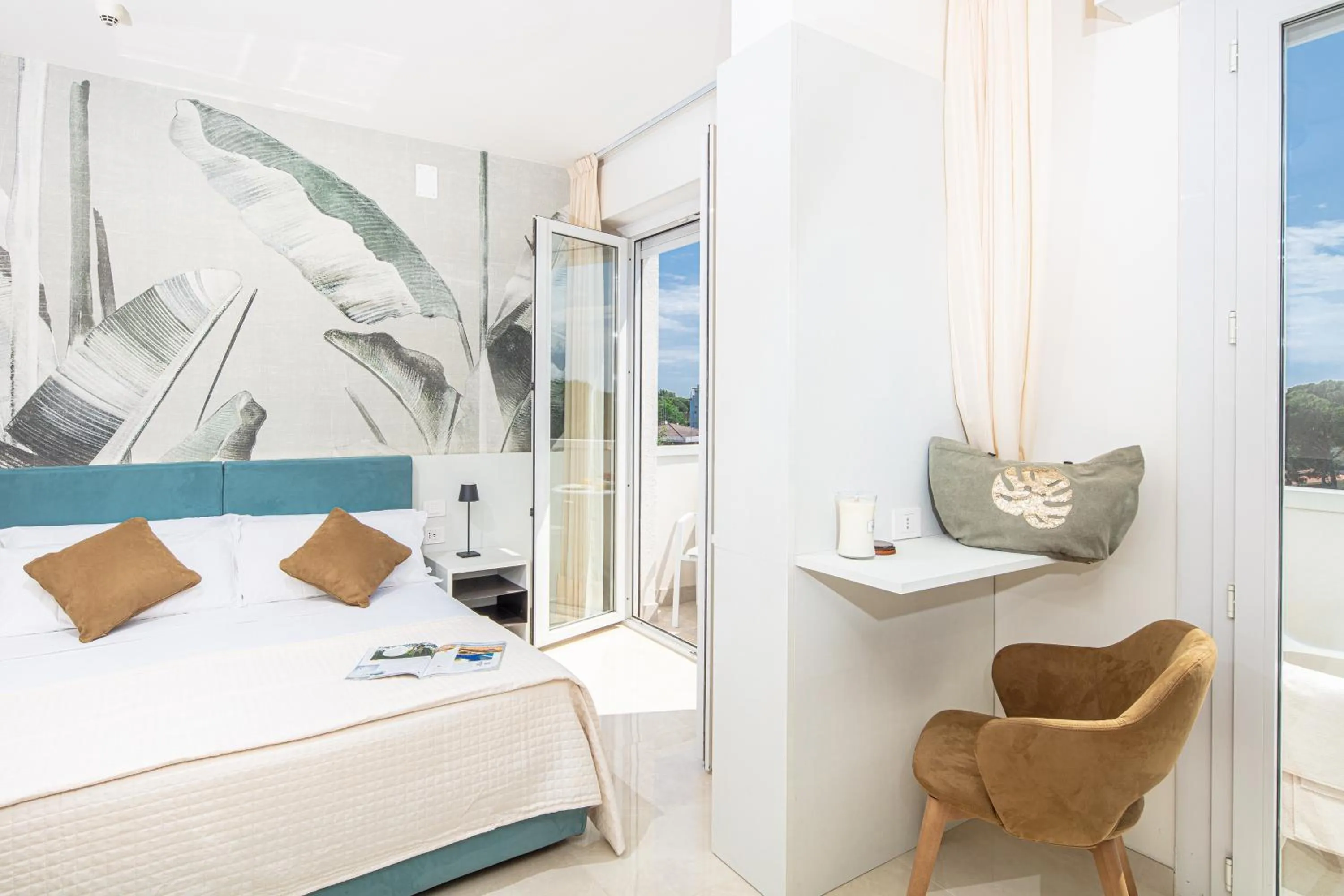 Property building, Bed in Hotel Jasminum