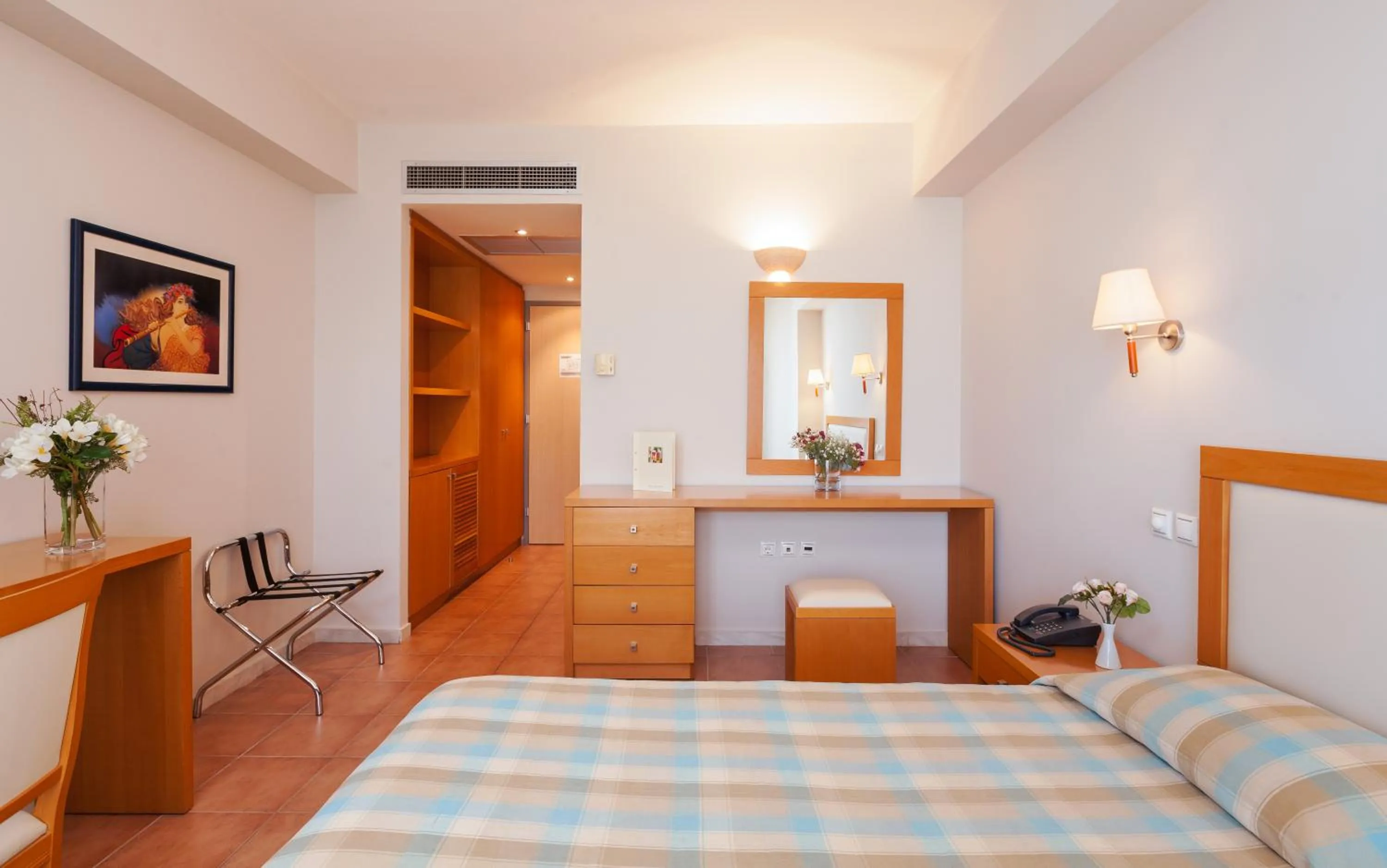 Photo of the whole room, Bed in Cabo Verde Hotel