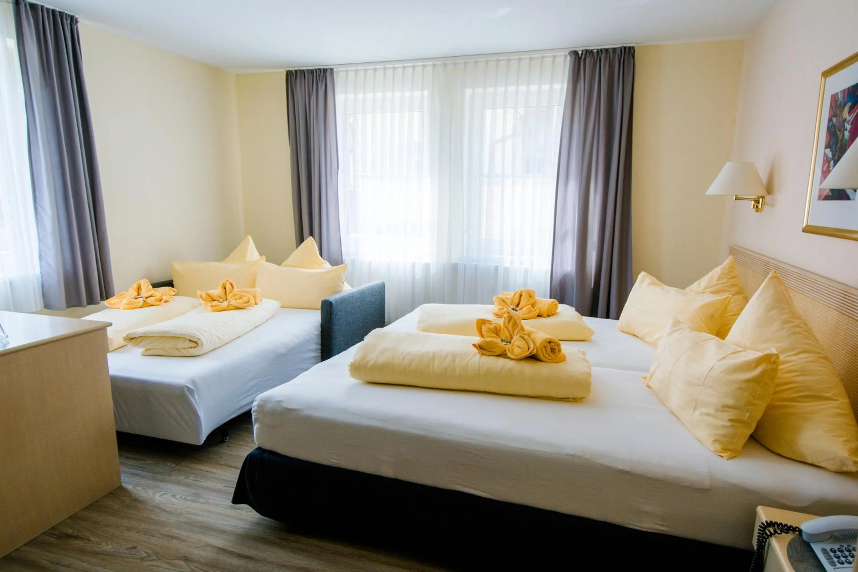 Restaurant/places to eat, Bed in Hotel & Restaurant Mainaublick