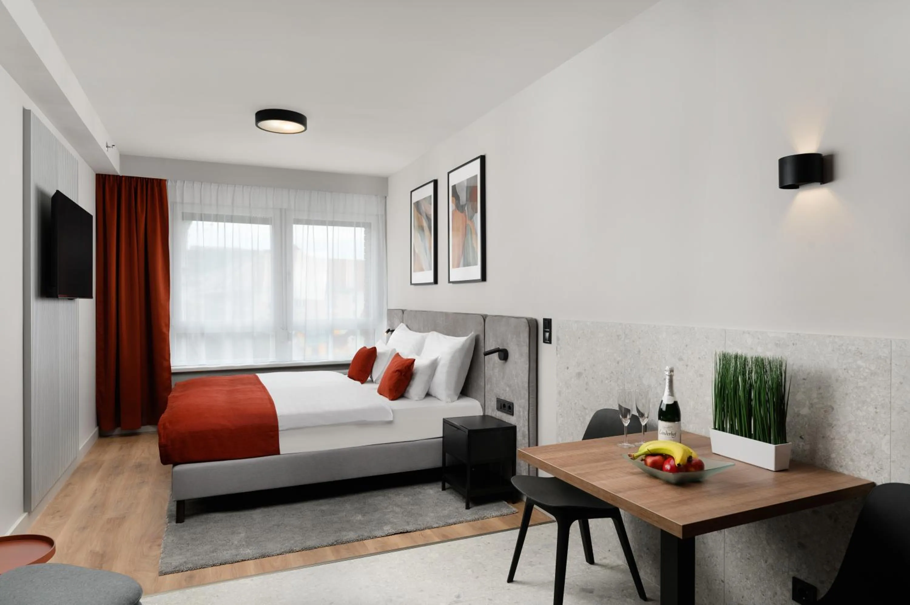 TV and multimedia, Bed in Florin Apart Hotel