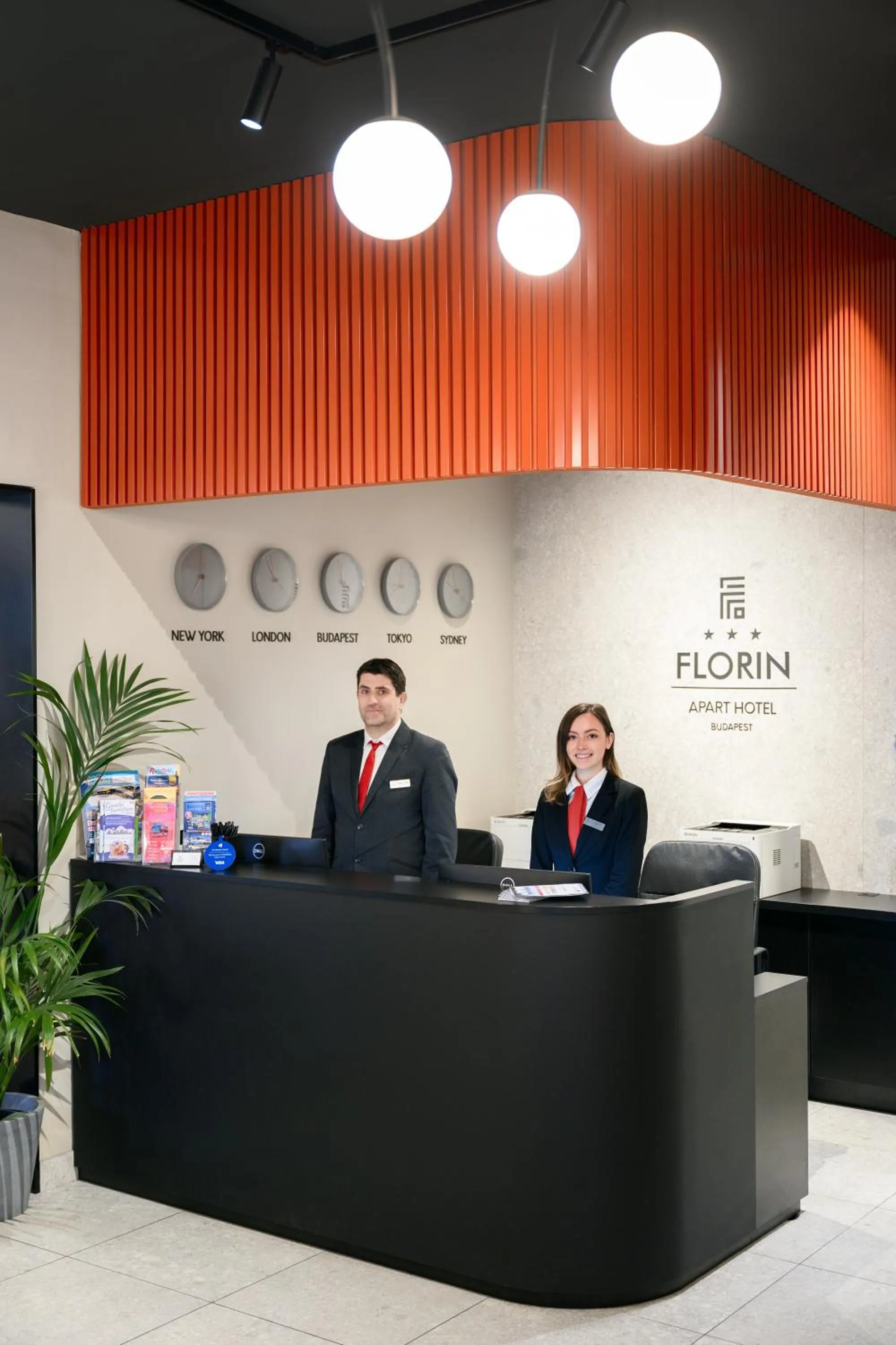 Lobby or reception in Florin Apart Hotel