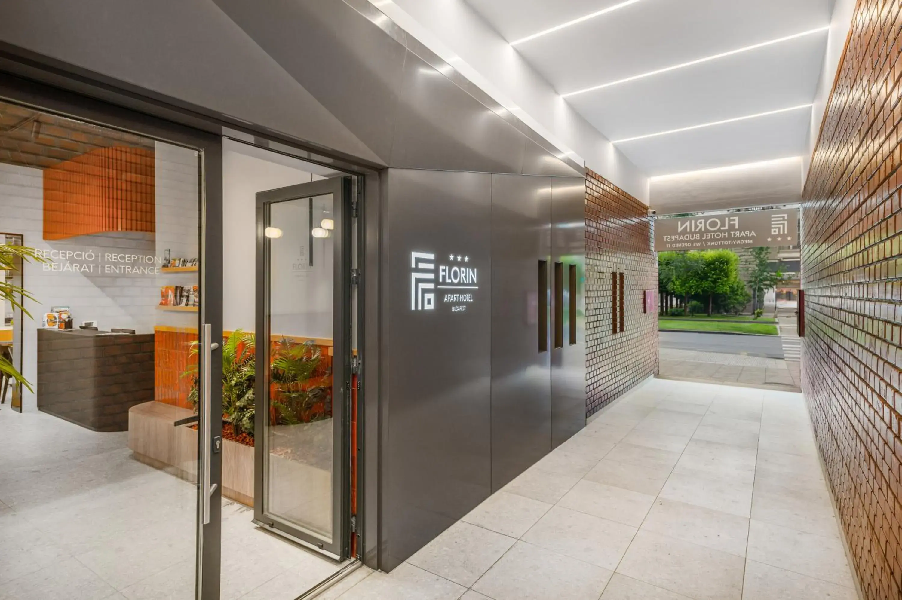 Facade/entrance in Florin Apart Hotel Facade/entrance in Florin Apart Hotel