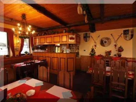 Restaurant/places to eat in Hotel Bozi Dar - Excalibur