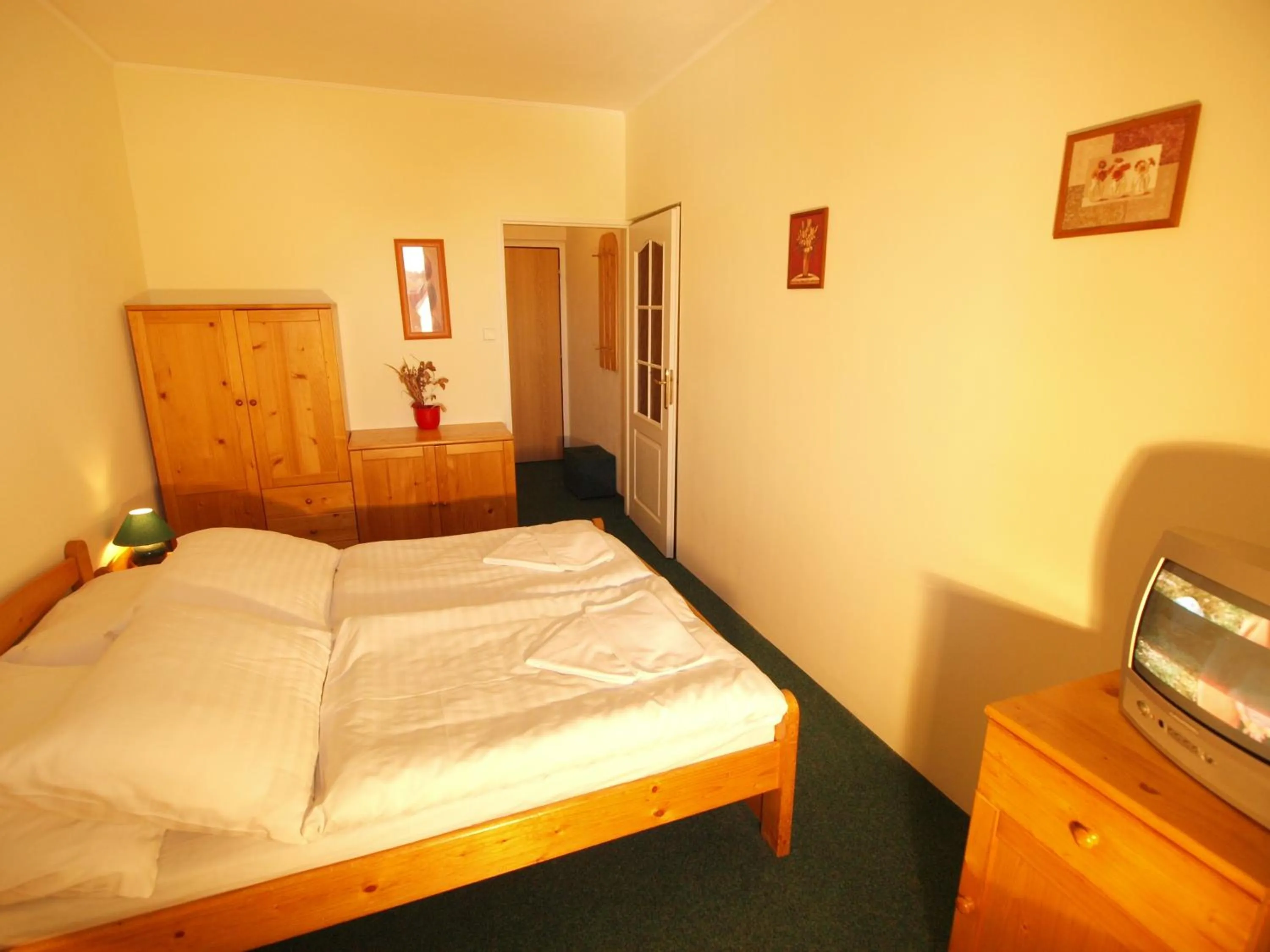 Bed in Hotel Bozi Dar - Excalibur