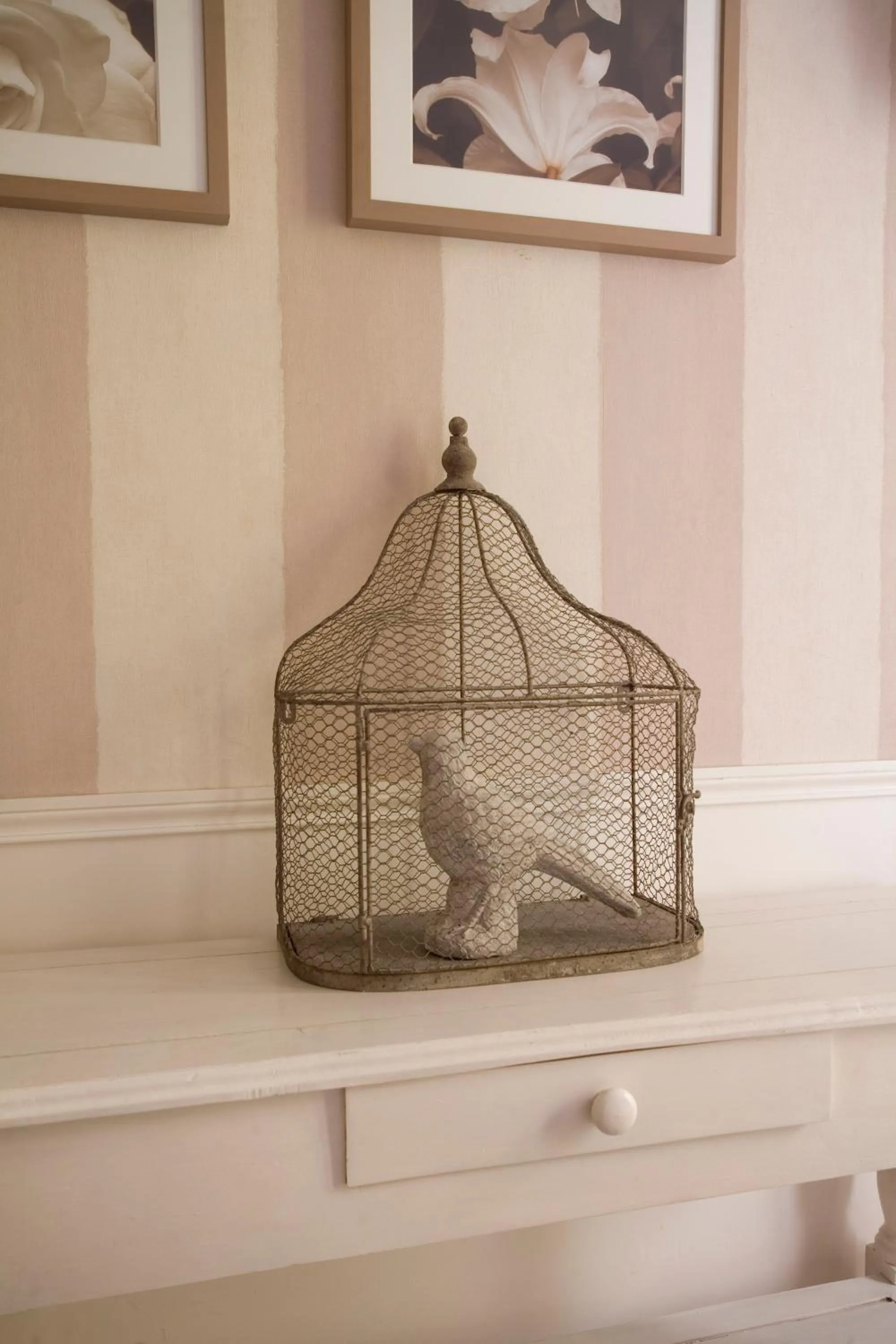 Decorative detail in Hôtel de l'Avre