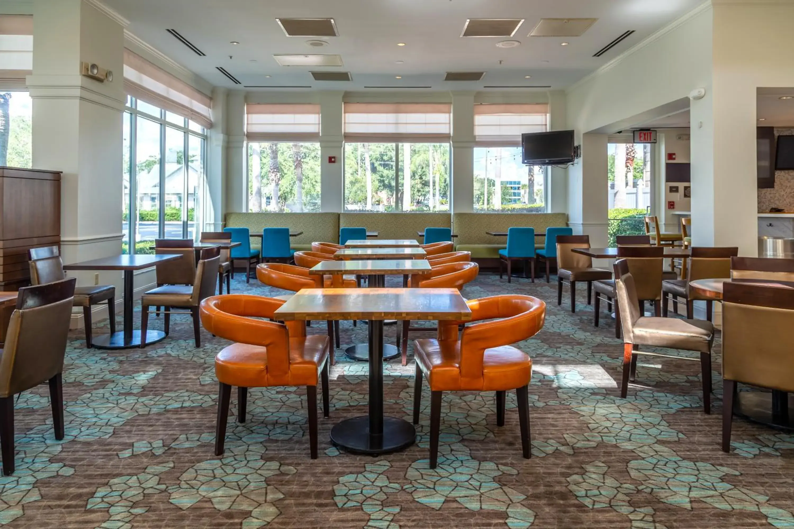 Restaurant/places to eat in Hilton Garden Inn Orlando East - UCF Area Restaurant/places to eat in Hilton Garden Inn Orlando East - UCF Area
