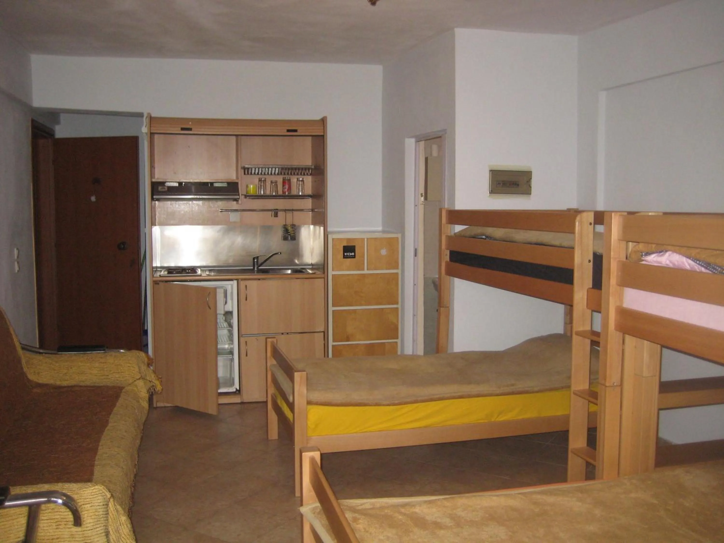 Bathroom, Bed in Studios Arabas