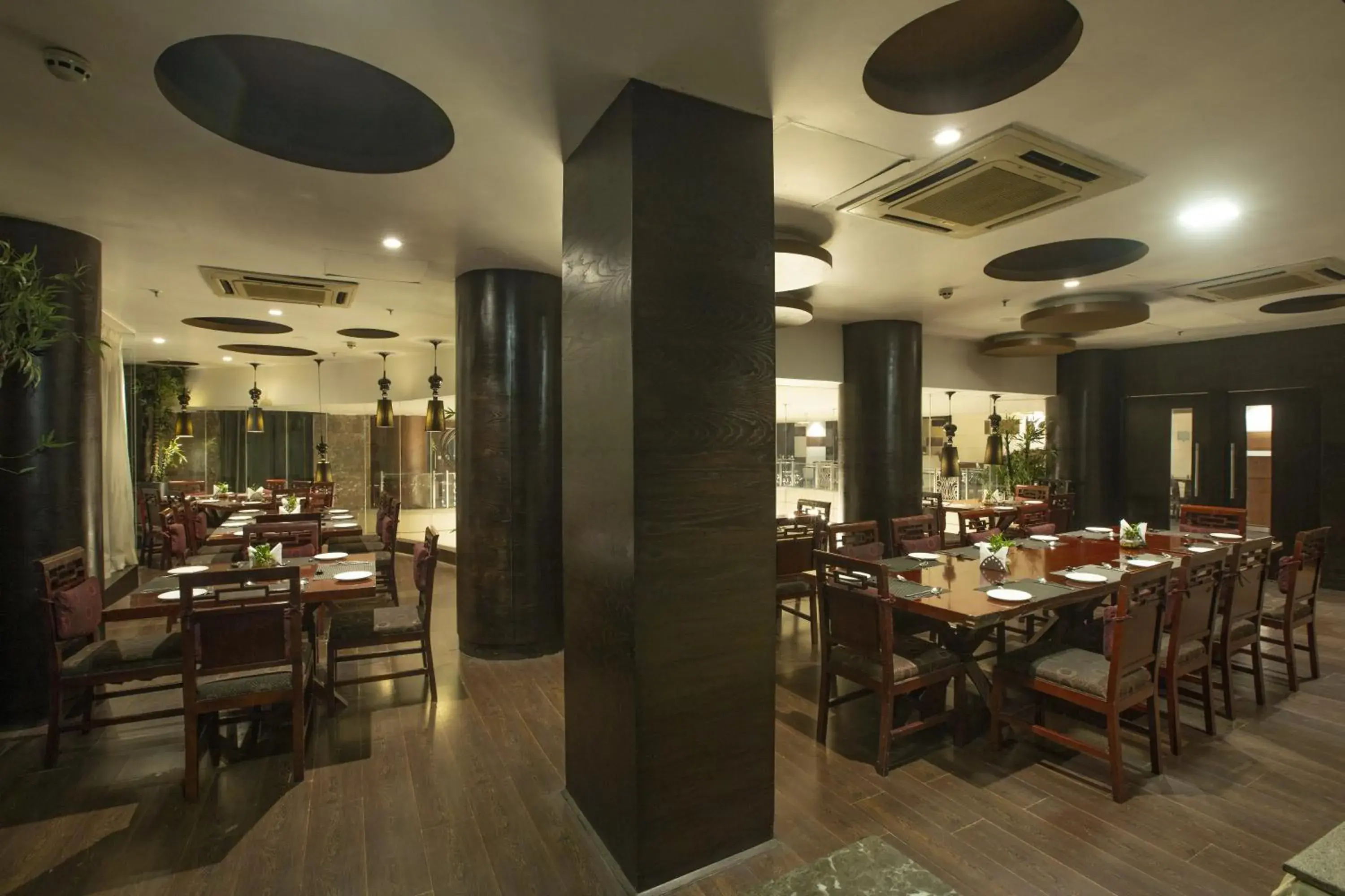 Restaurant/places to eat in Vesta International Restaurant/places to eat in Vesta International