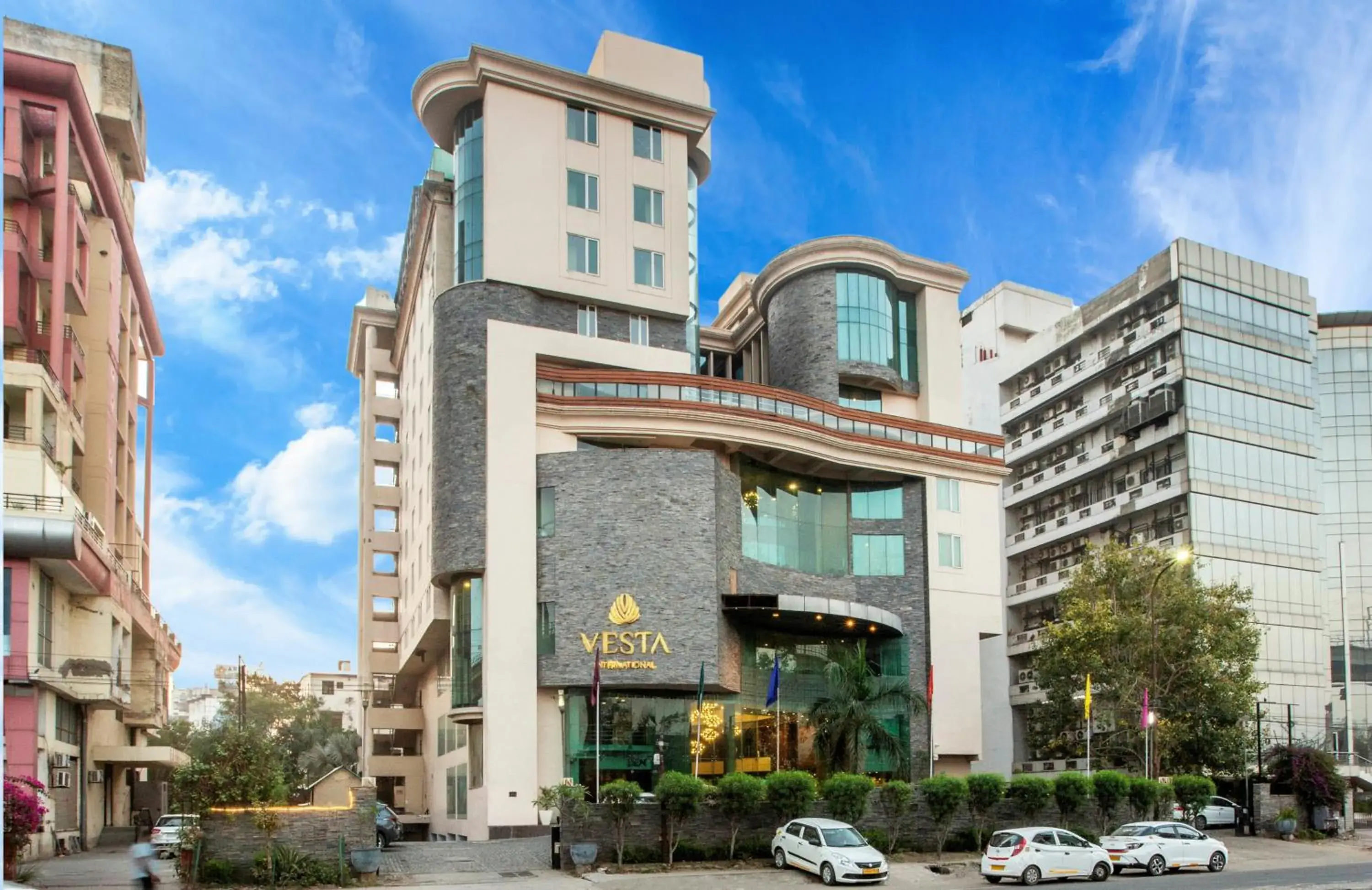 Property building in Vesta International Property building in Vesta International