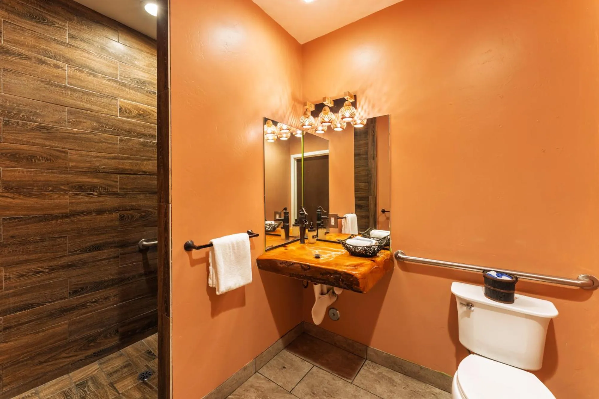 Bathroom in Nomads Hotel