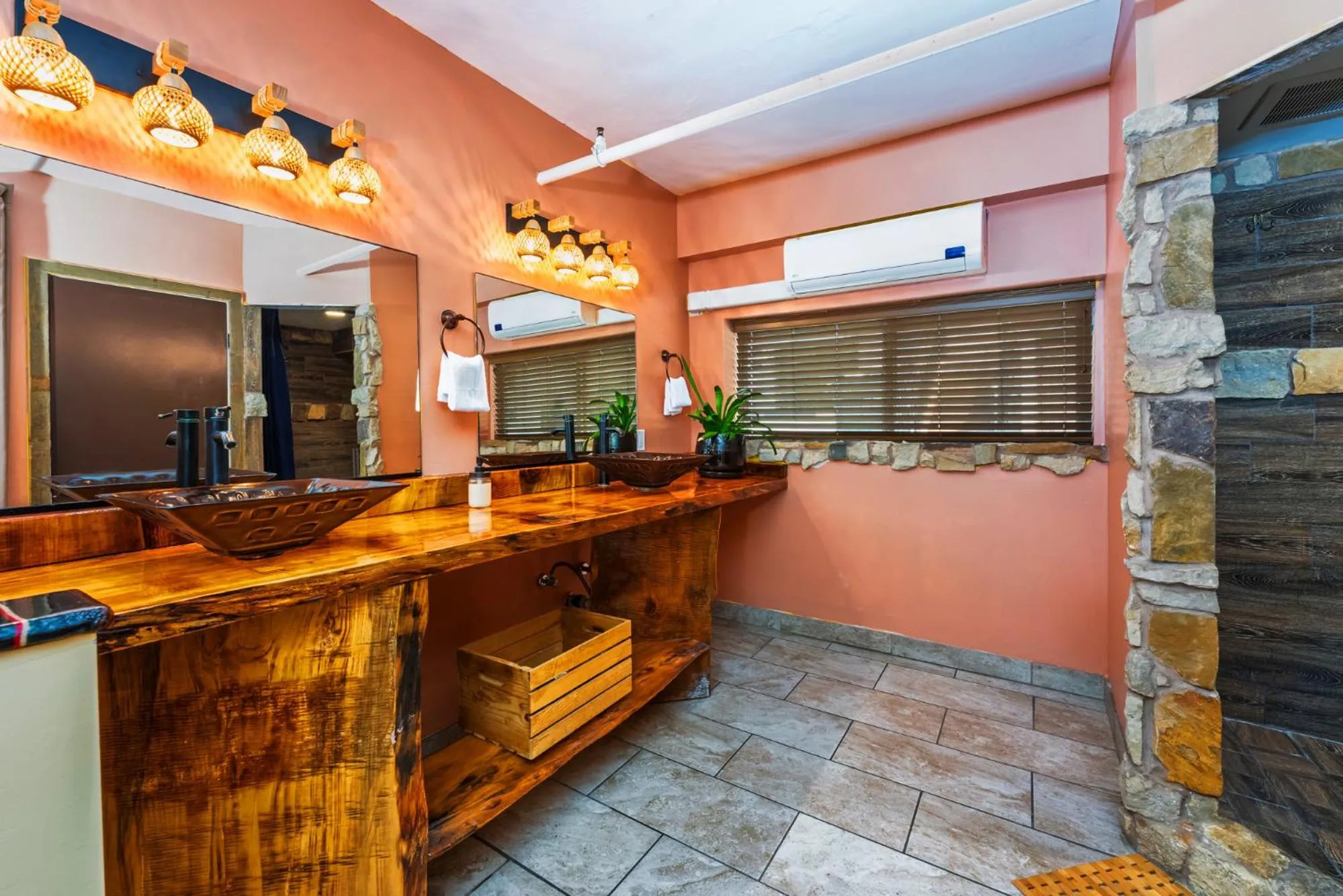 Bathroom in Nomads Hotel