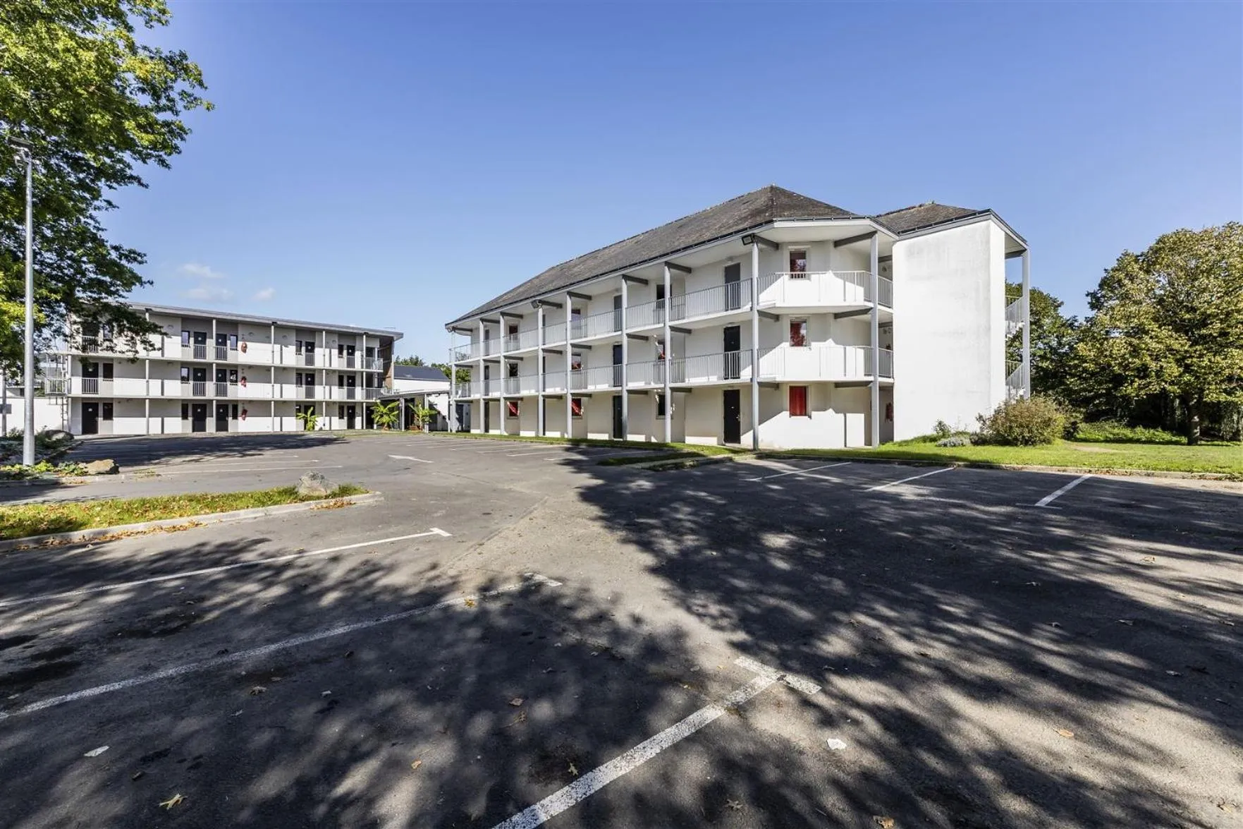 Property building in Hotel du Parc - Chantepie