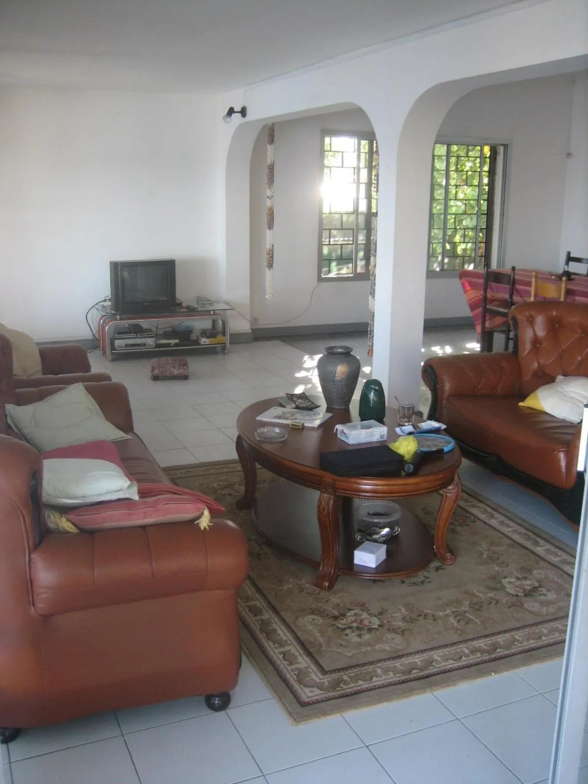 Communal lounge/ TV room in Farida Lodge