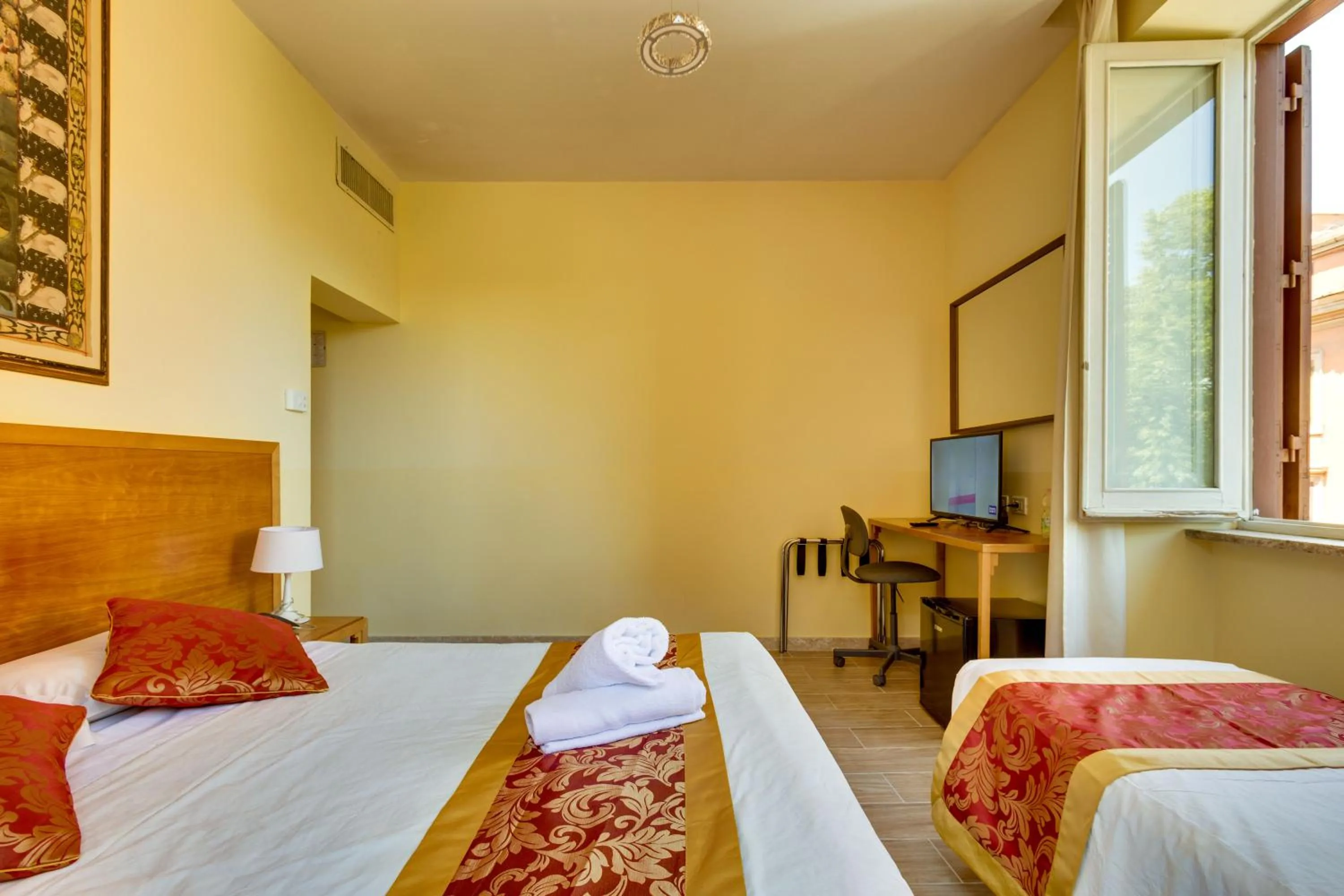 Bedroom, Bed in Hotel Terminal