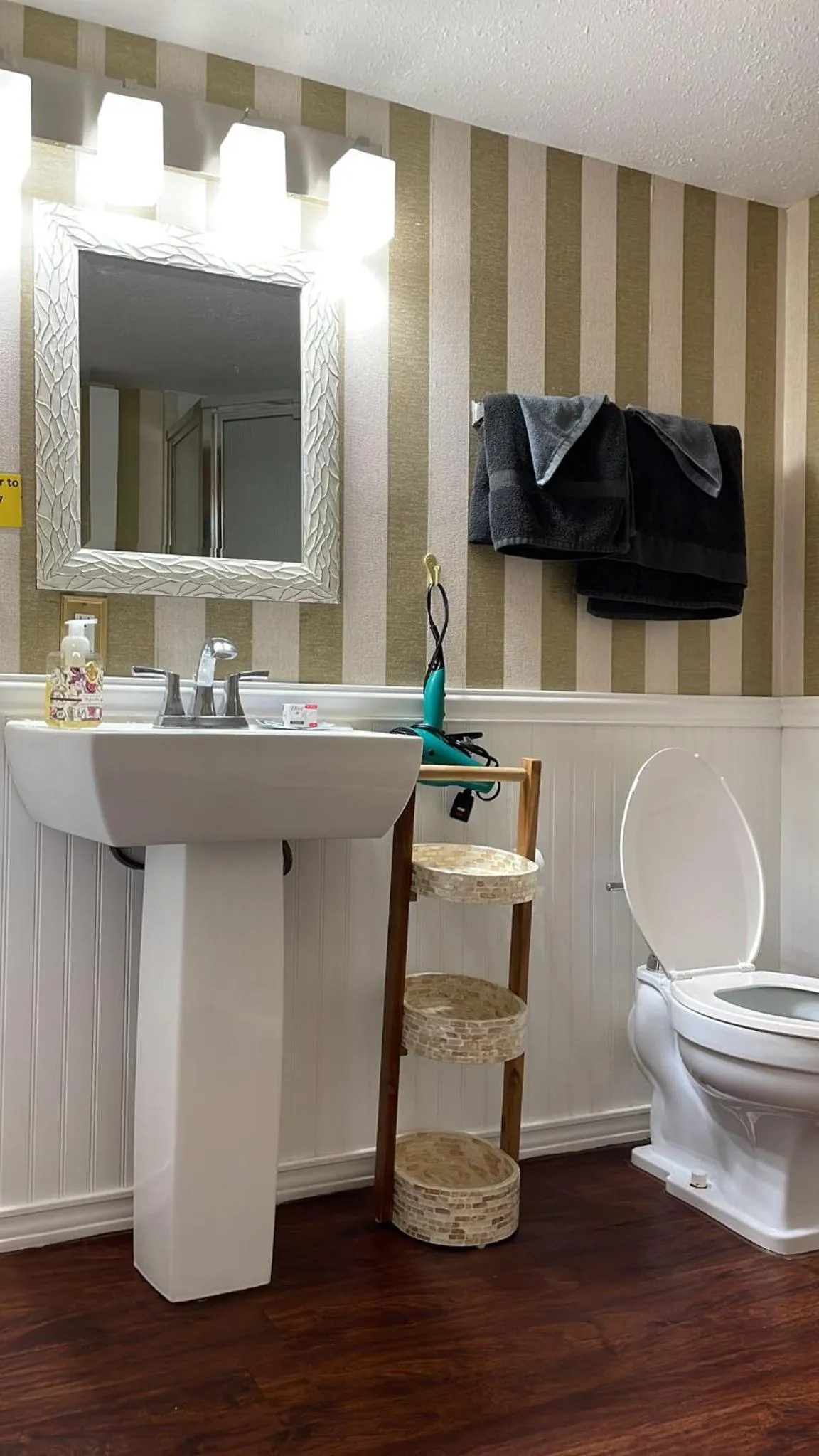 The Village Inn Hotel