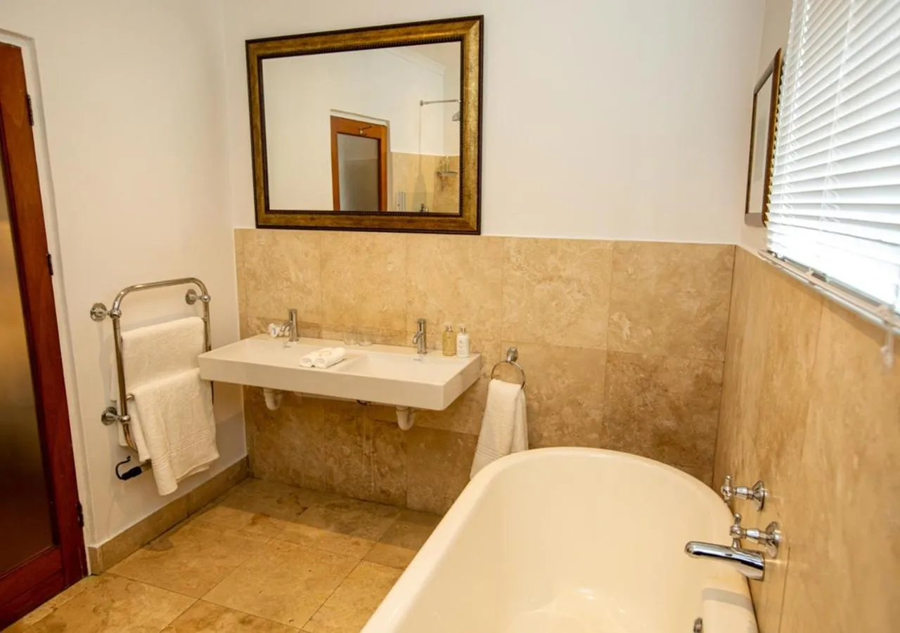 Shower in Hotel du Vin Franschhoek