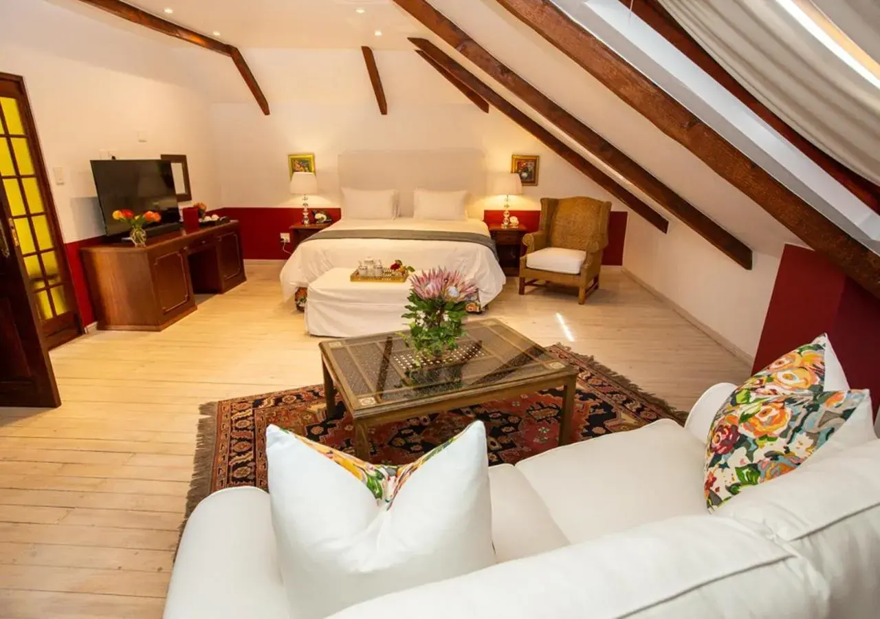 Bed in Hotel du Vin Franschhoek Bed in Hotel du Vin Franschhoek