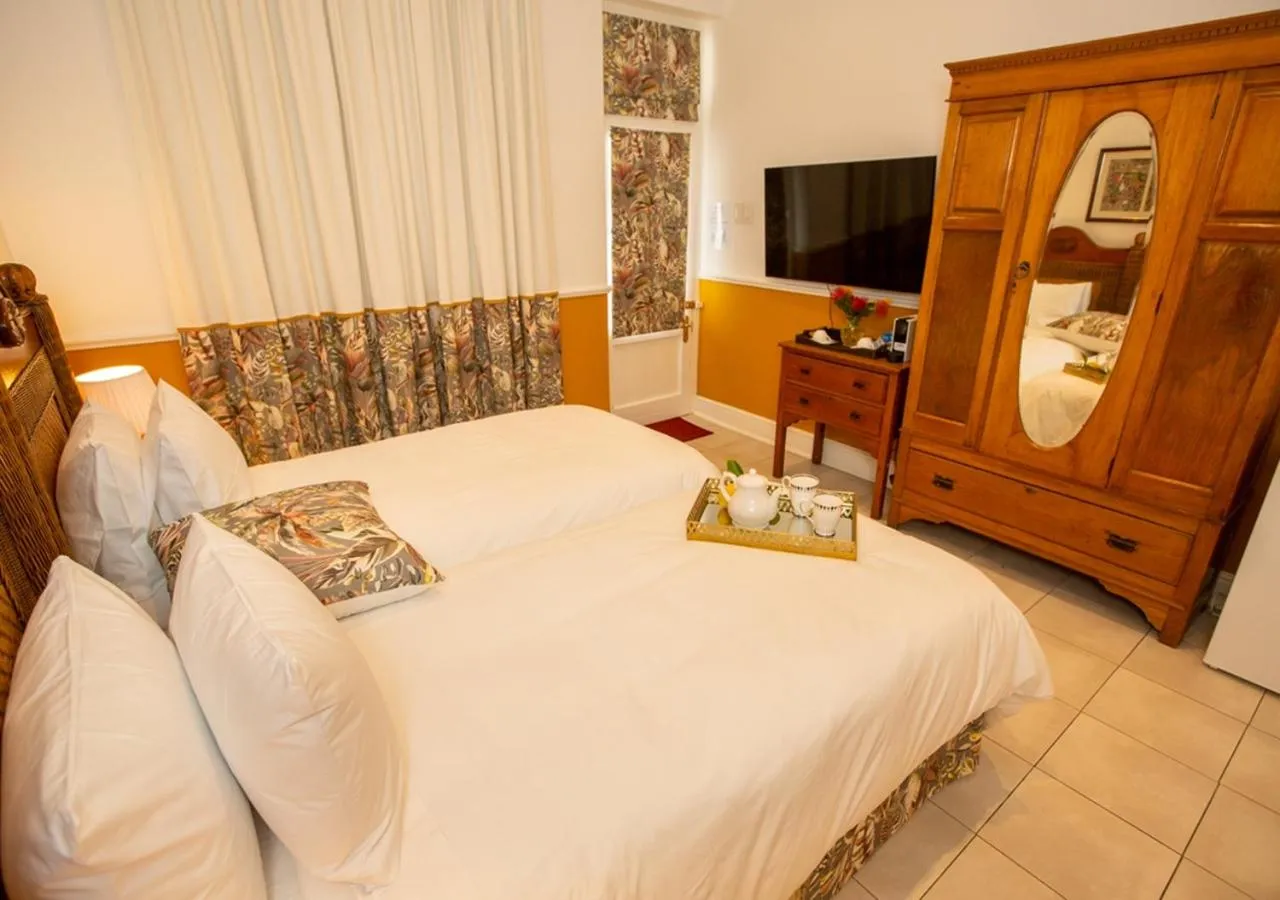 Bed in Hotel du Vin Franschhoek