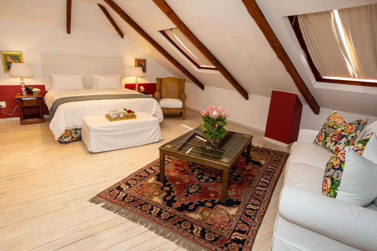 Bed in Hotel du Vin Franschhoek