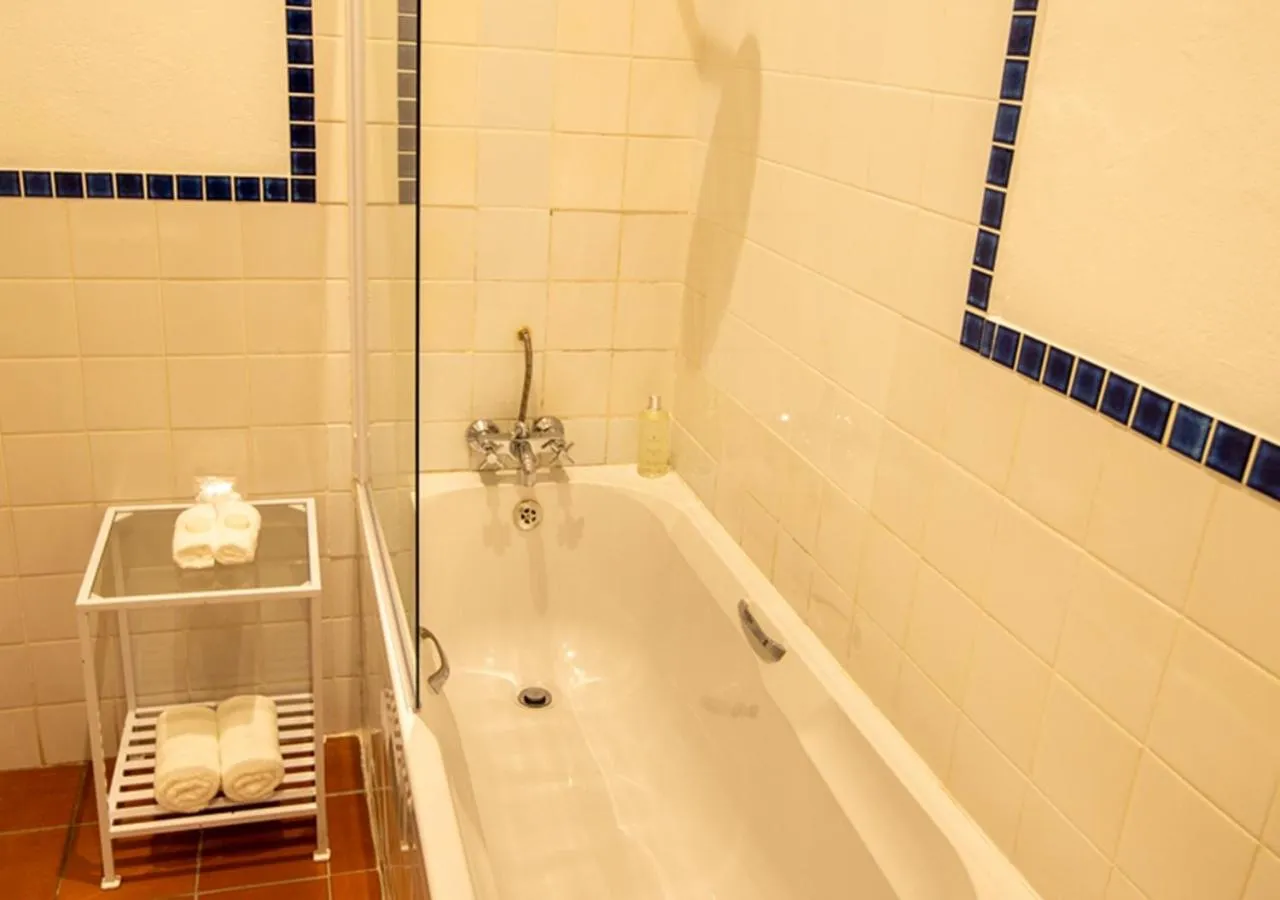 Bathroom in Hotel du Vin Franschhoek