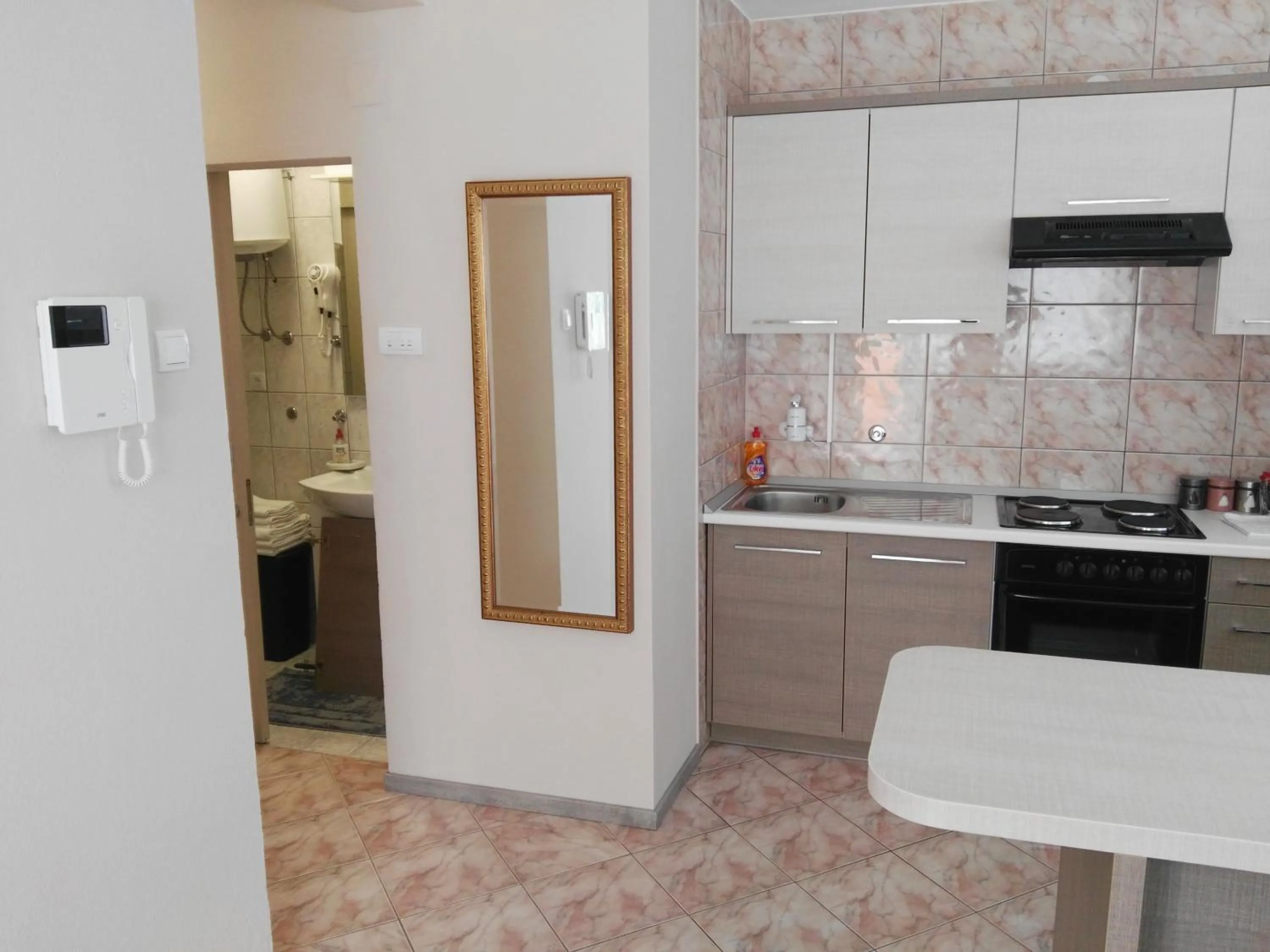 Kitchen or kitchenette in Apartmani Janjic