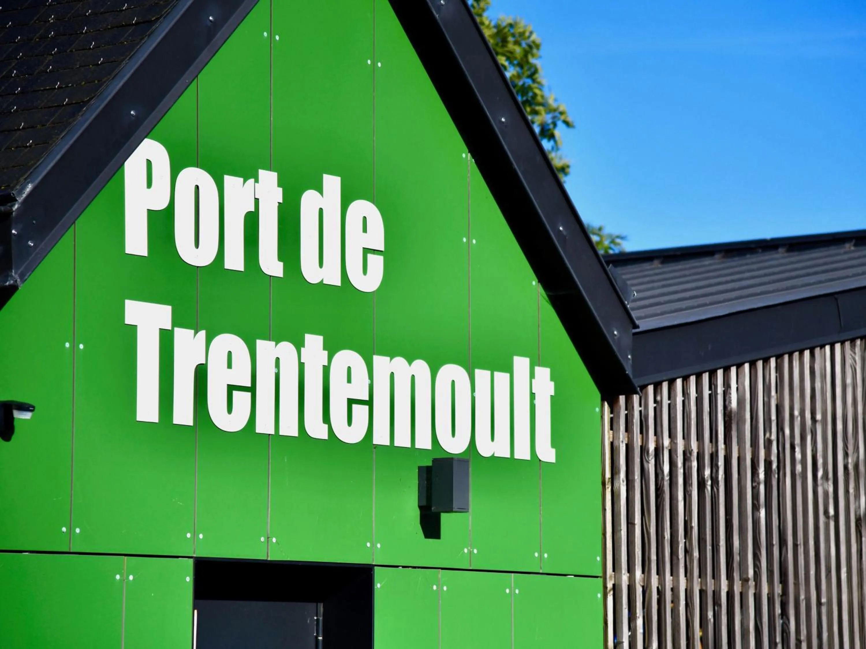 Location in ibis Styles Nantes Reze Aéroport