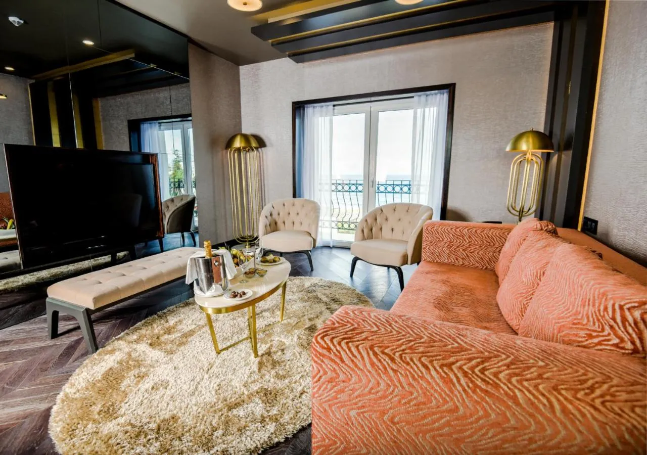 Decorative detail in Rocks Hotel & Casino