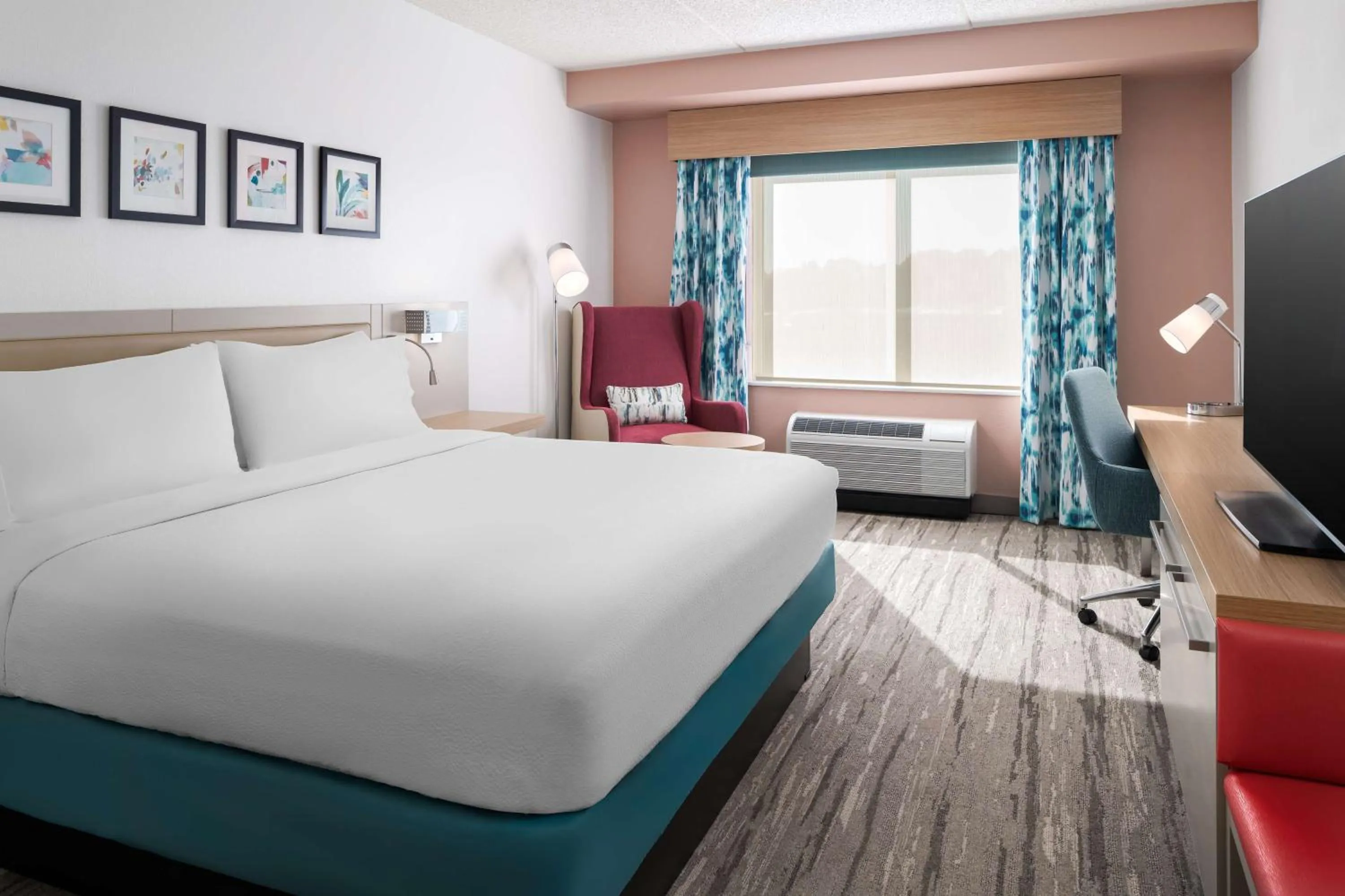 Bed in Hilton Garden Inn Rockaway