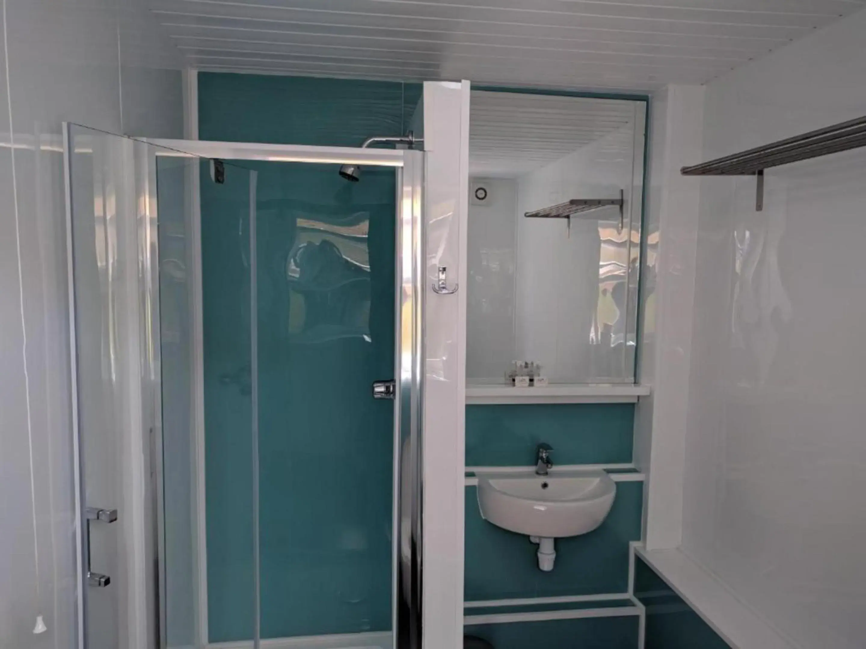 Small Double room in Mayfair Hotel - Isle Of Wight Small Double room in Mayfair Hotel - Isle Of Wight