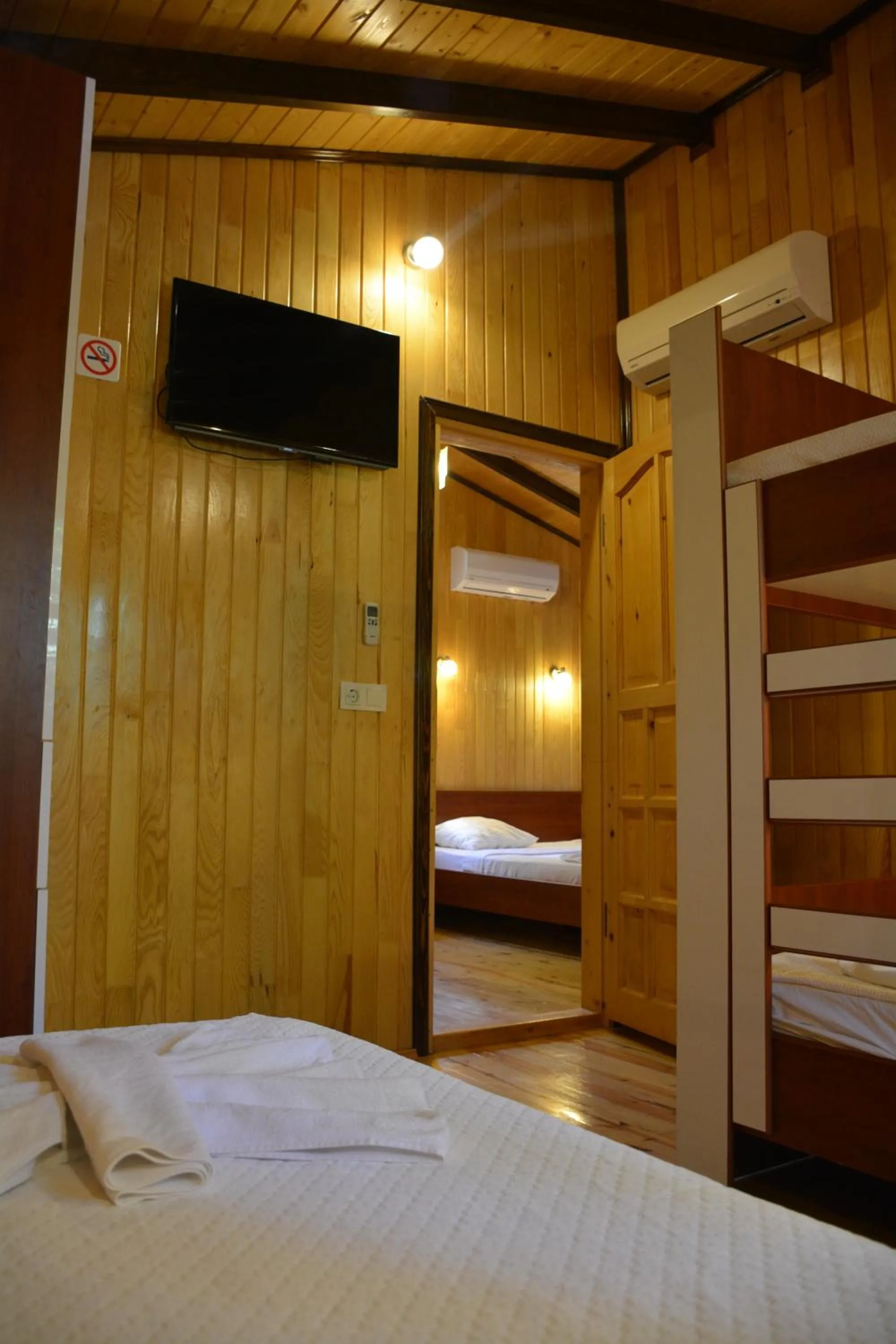 Bed in Caretta Caretta Pension