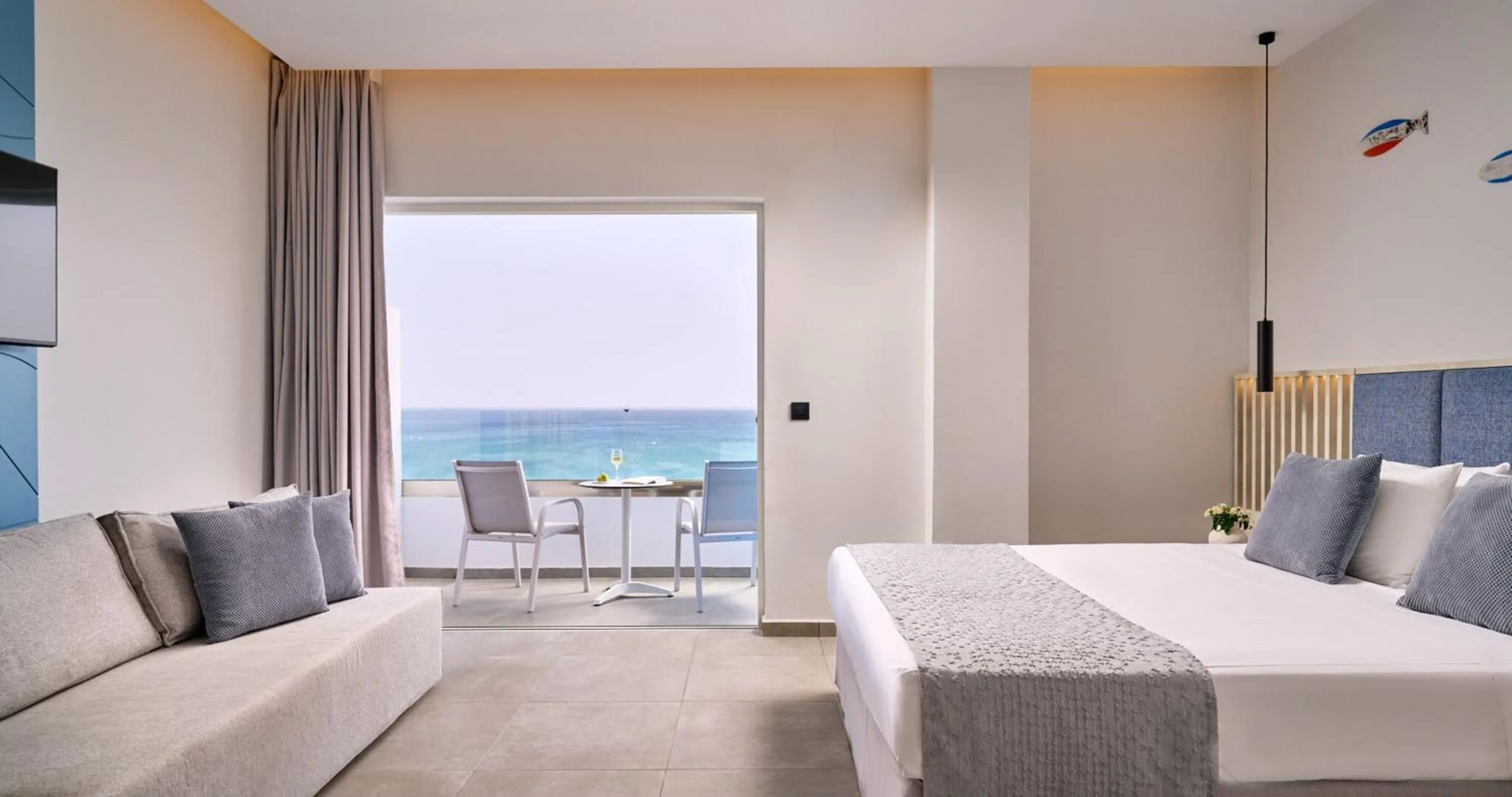 Bedroom, Bed in Blue Sea Beach Resort