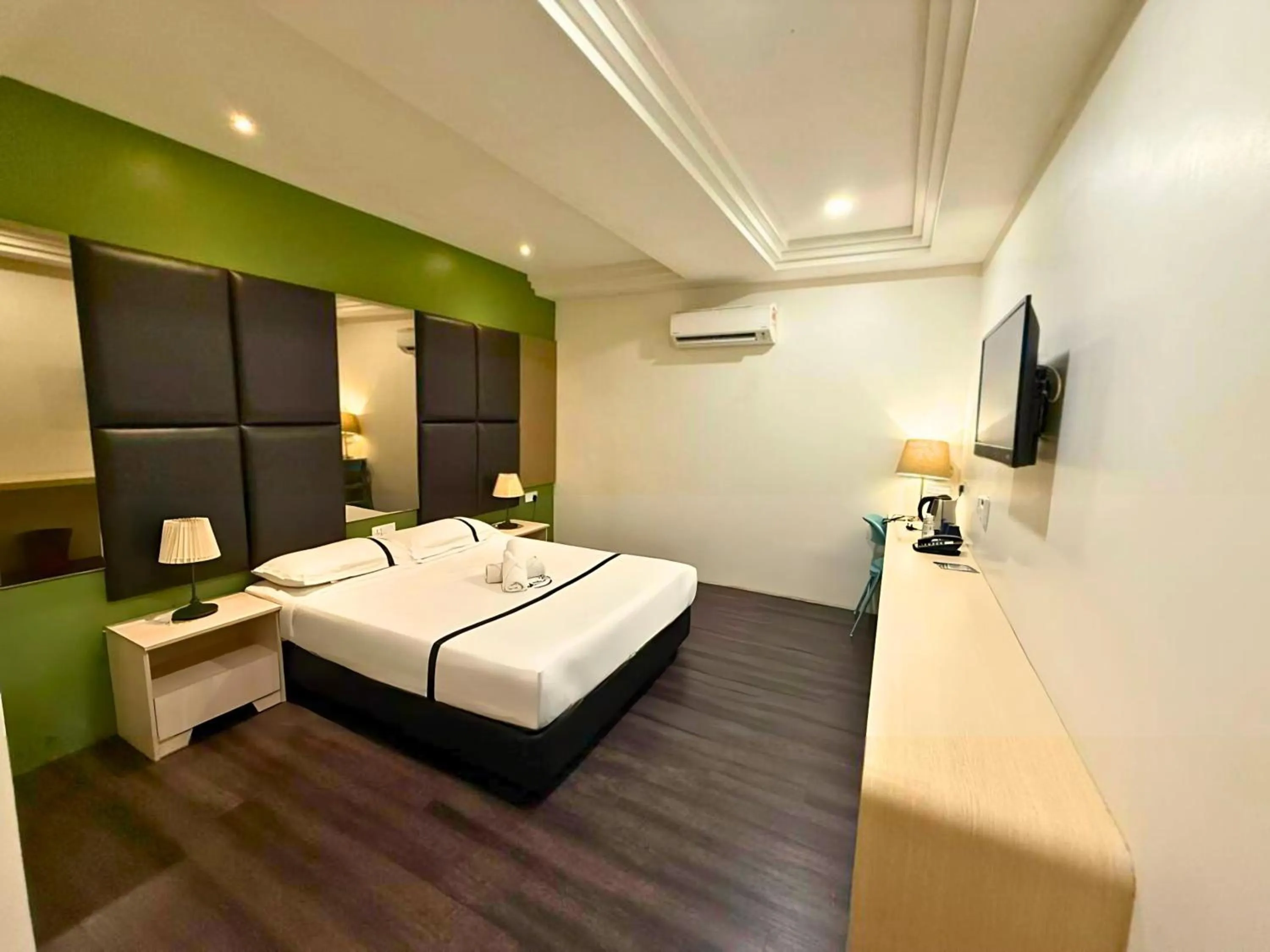 Bedroom, Bed in Seeds Hotel Ampang Point