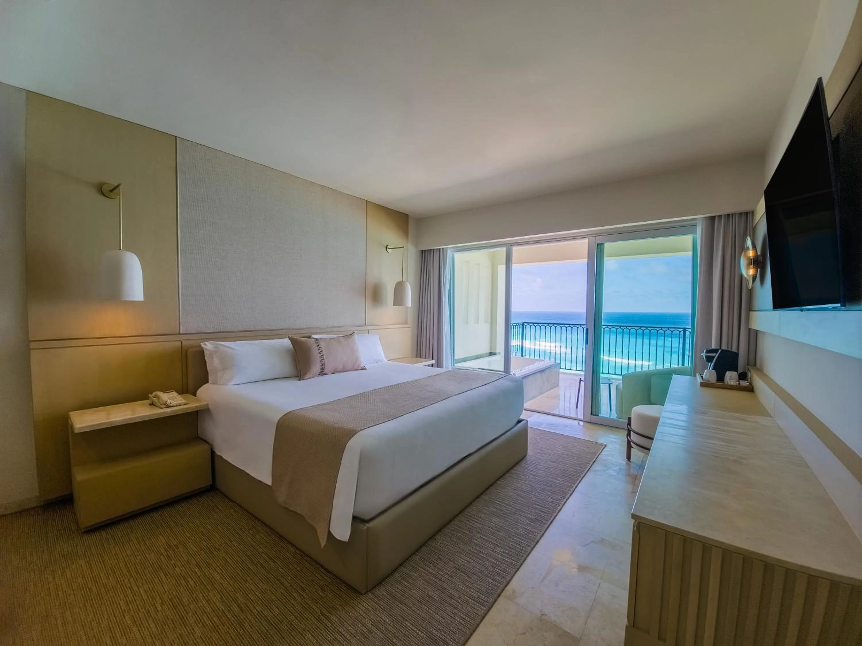 Bed in Grand Park Royal Cancun - All Inclusive