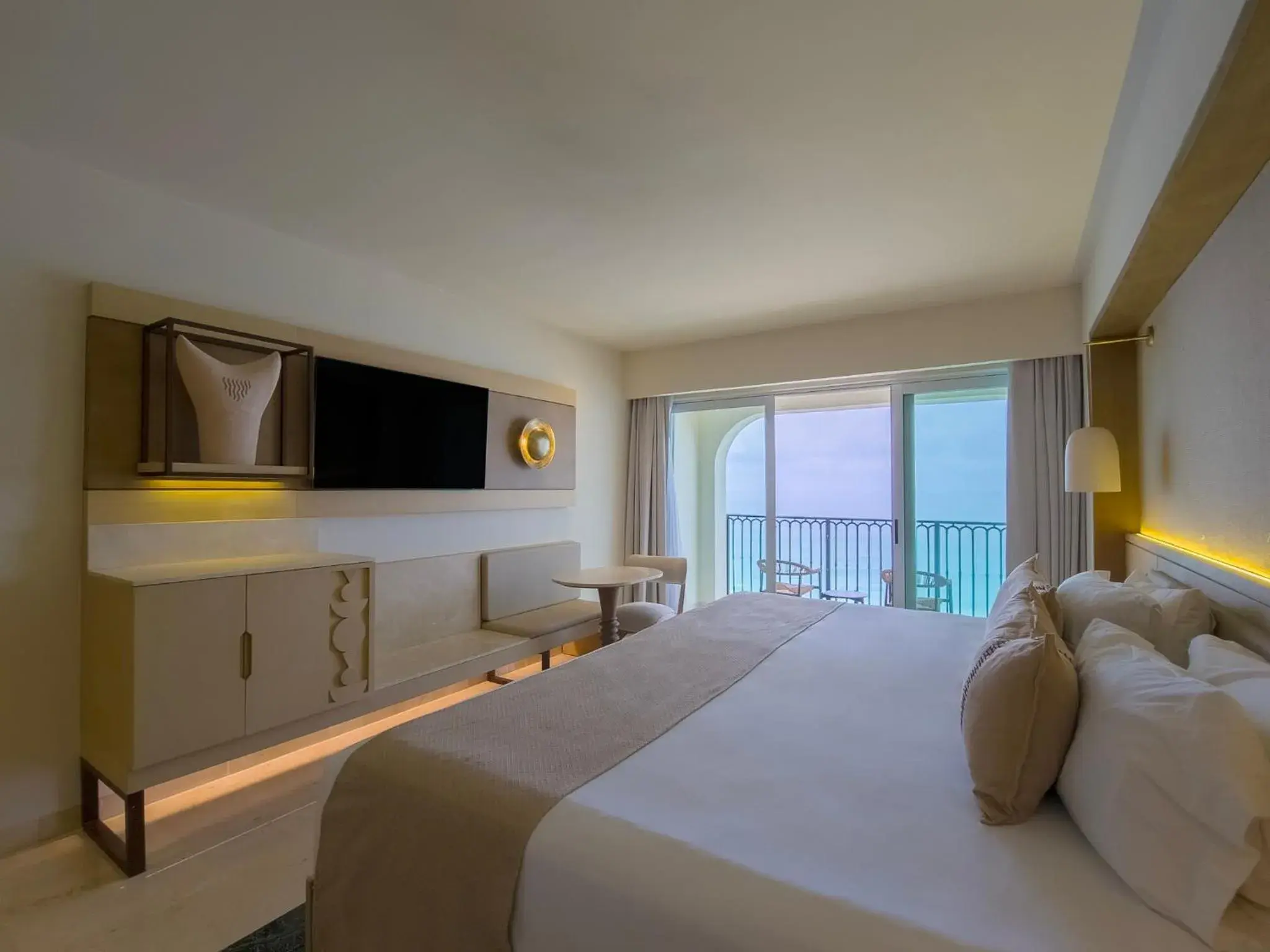 Premier Superior Ocean Front in Grand Park Royal Cancun - All Inclusive Premier Superior Ocean Front in Grand Park Royal Cancun - All Inclusive