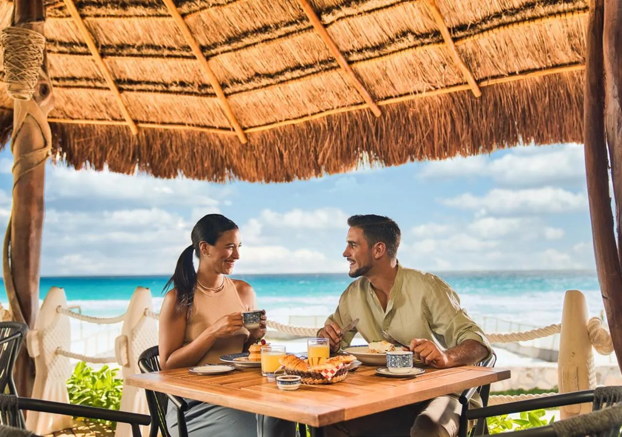 Restaurant/places to eat in Grand Park Royal Cancun - All Inclusive