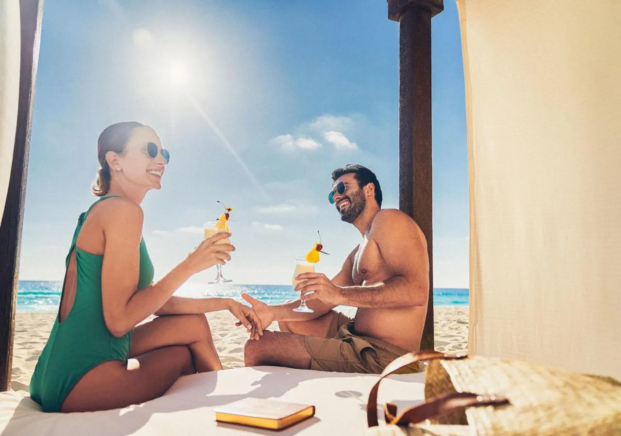 People in Grand Park Royal Cancun - All Inclusive