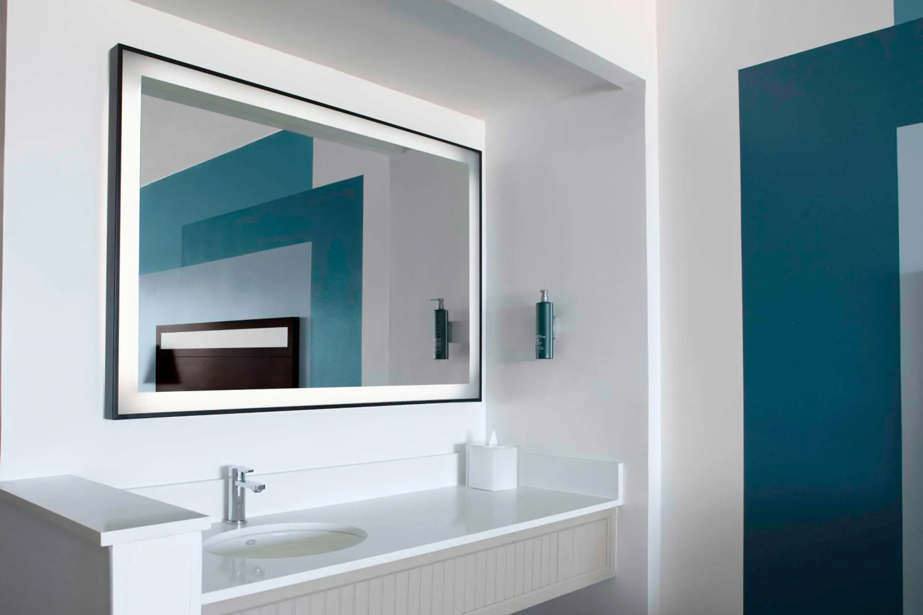 Bathroom in DoubleTree Resort by Hilton Myrtle Beach Oceanfront Bathroom in DoubleTree Resort by Hilton Myrtle Beach Oceanfront