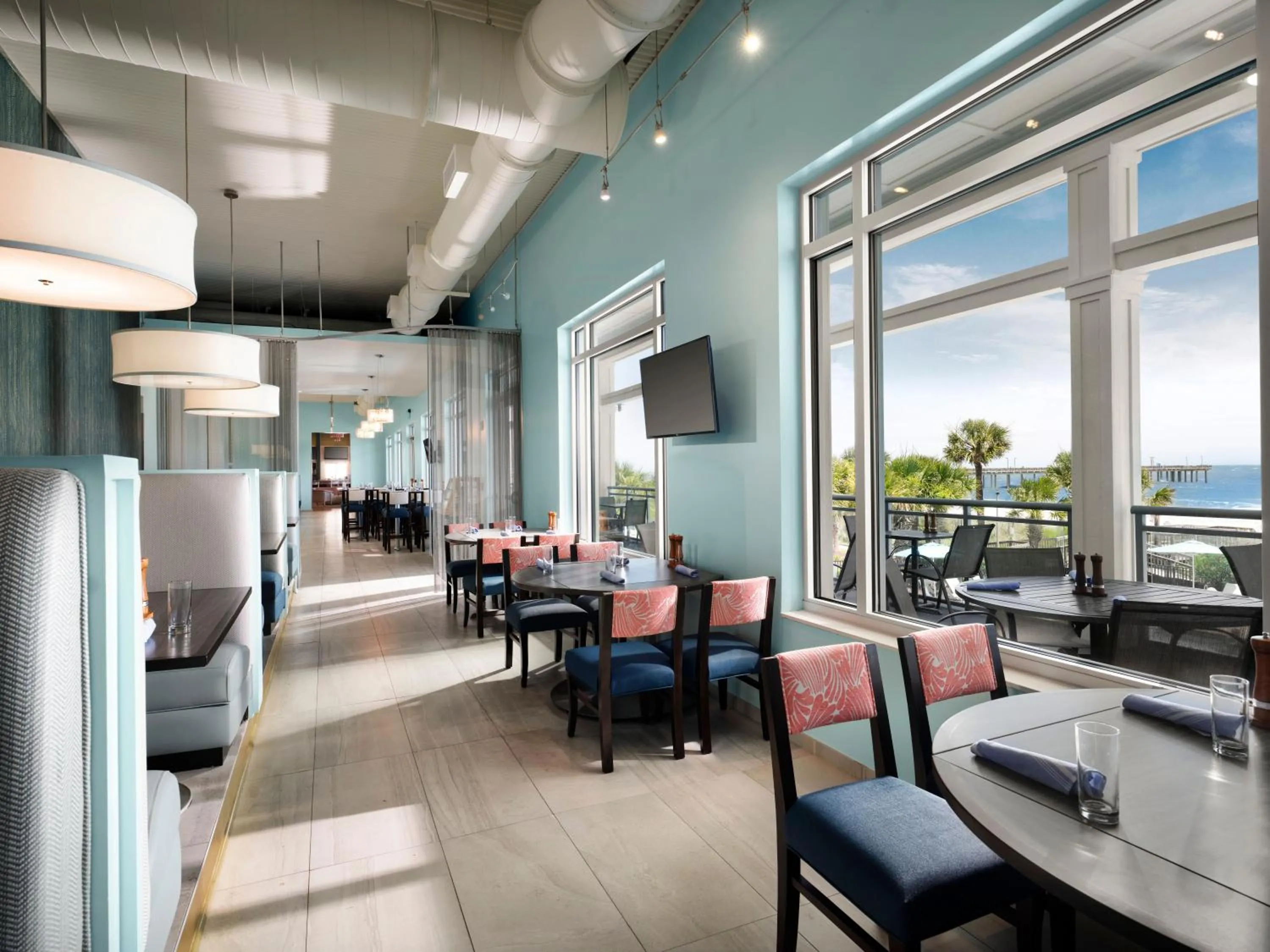 Restaurant/places to eat in DoubleTree Resort by Hilton Myrtle Beach Oceanfront