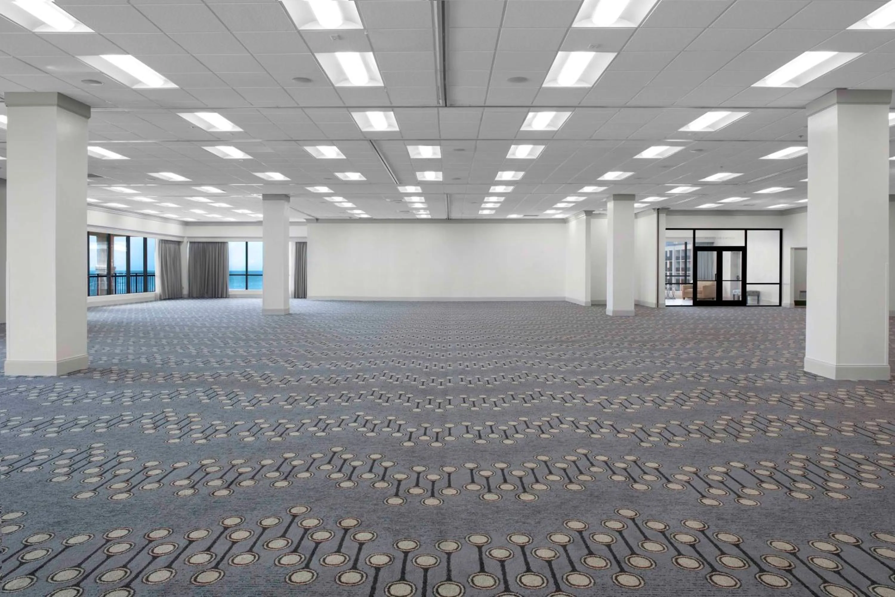 Meeting/conference room in DoubleTree Resort by Hilton Myrtle Beach Oceanfront