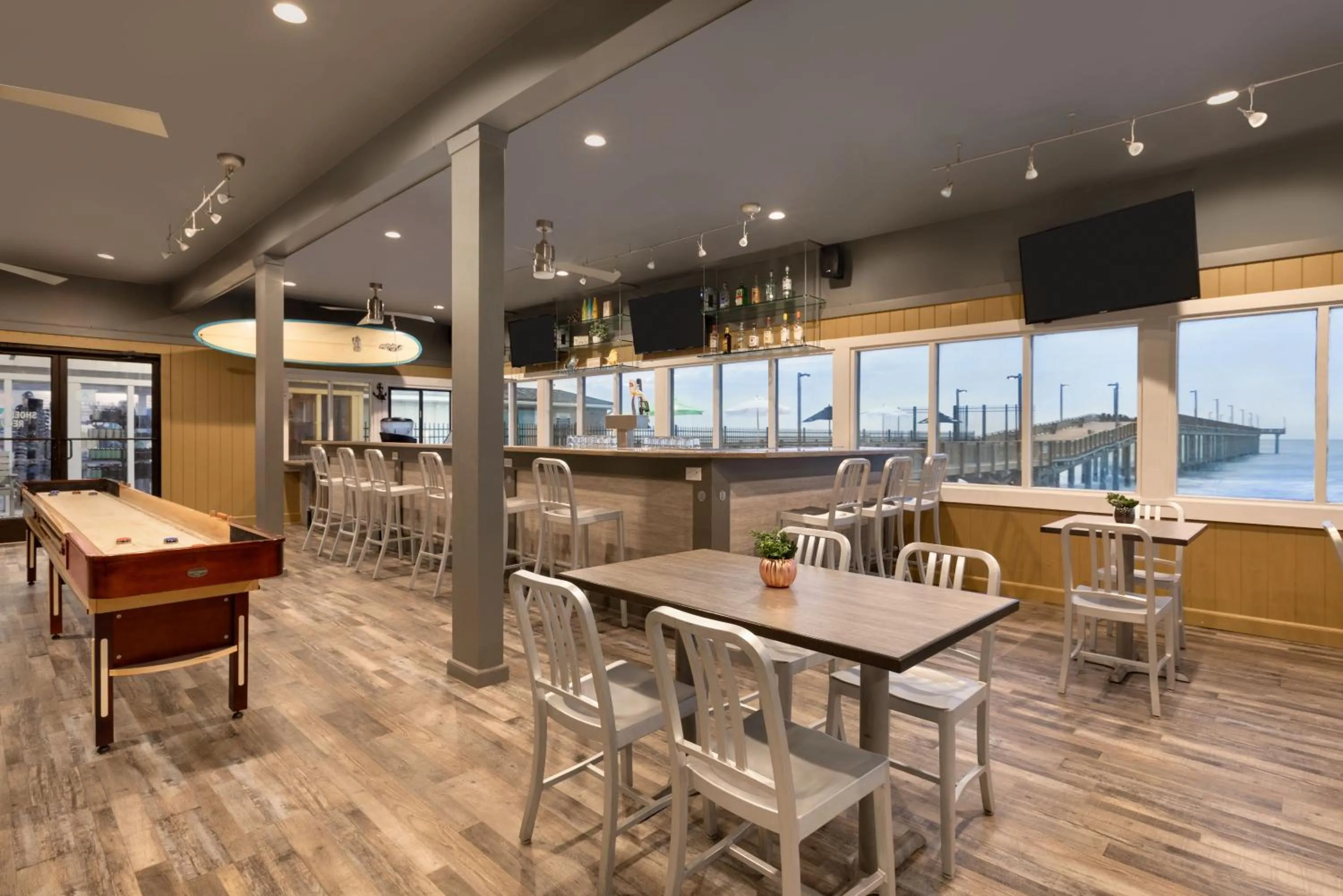 Restaurant/places to eat in DoubleTree Resort by Hilton Myrtle Beach Oceanfront