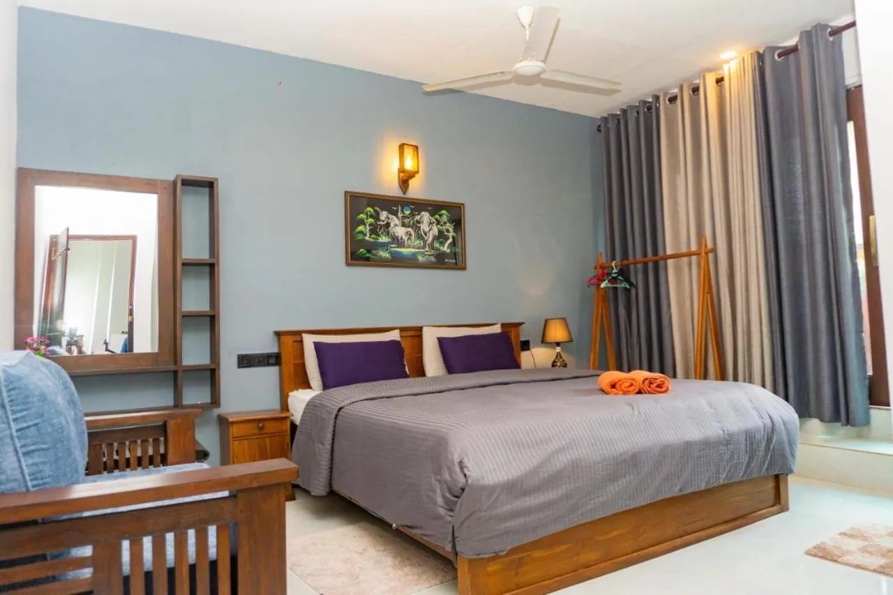 Bed in Surf Lavender