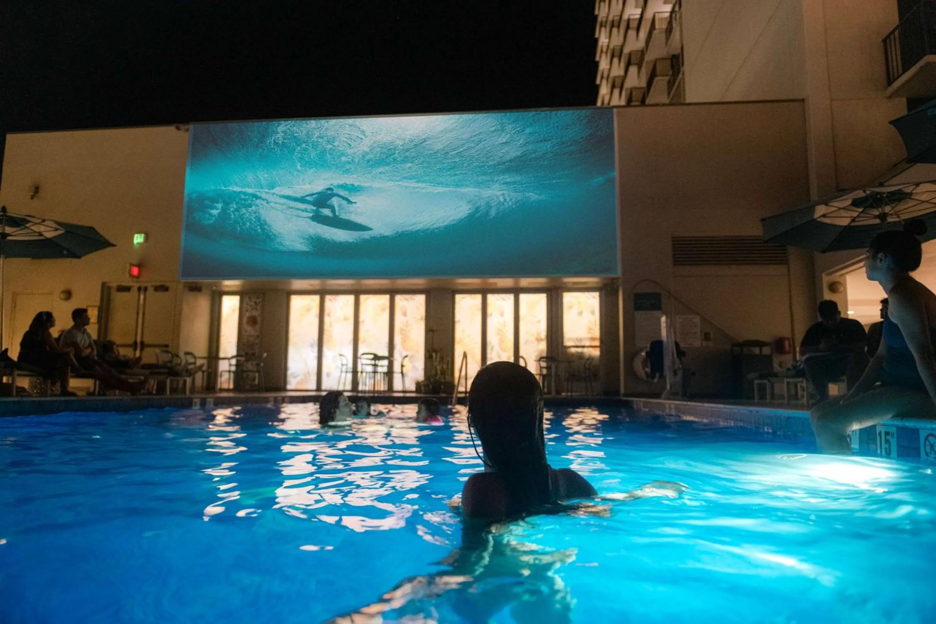 Pool view in OUTRIGGER Waikiki Beachcomber Hotel