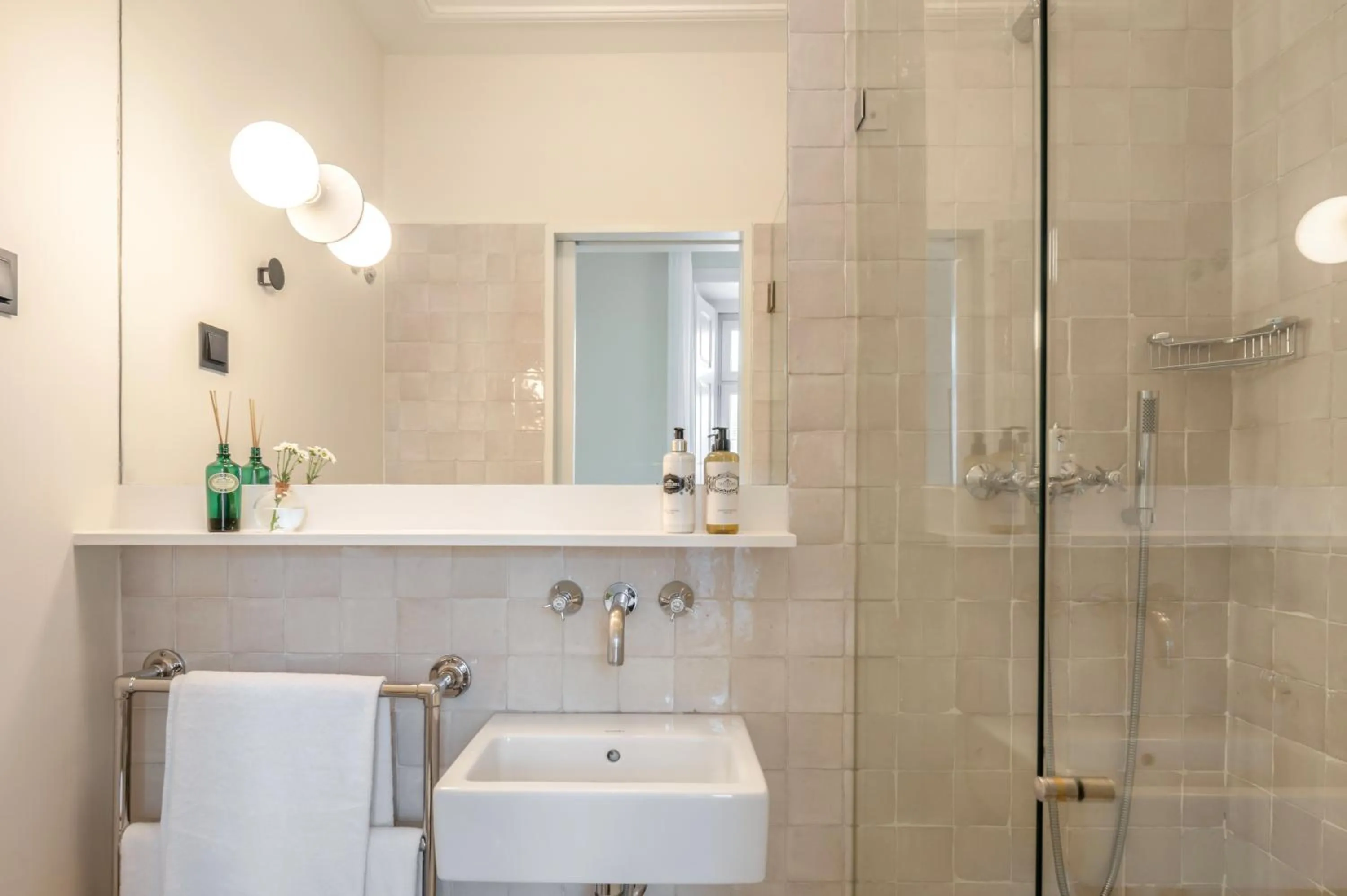 Toilet in Casa das Janelas com Vista