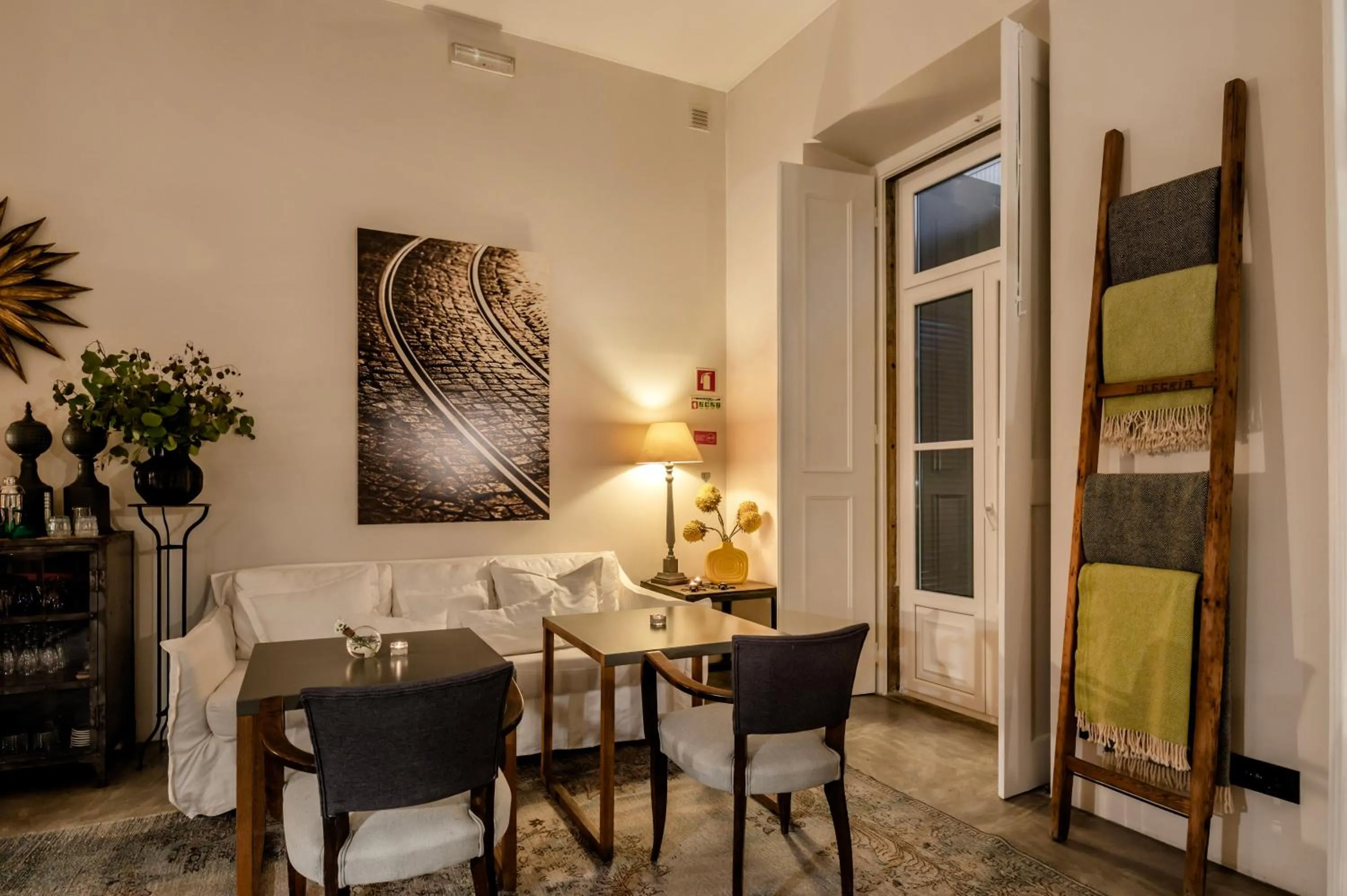 Living room in Casa das Janelas com Vista