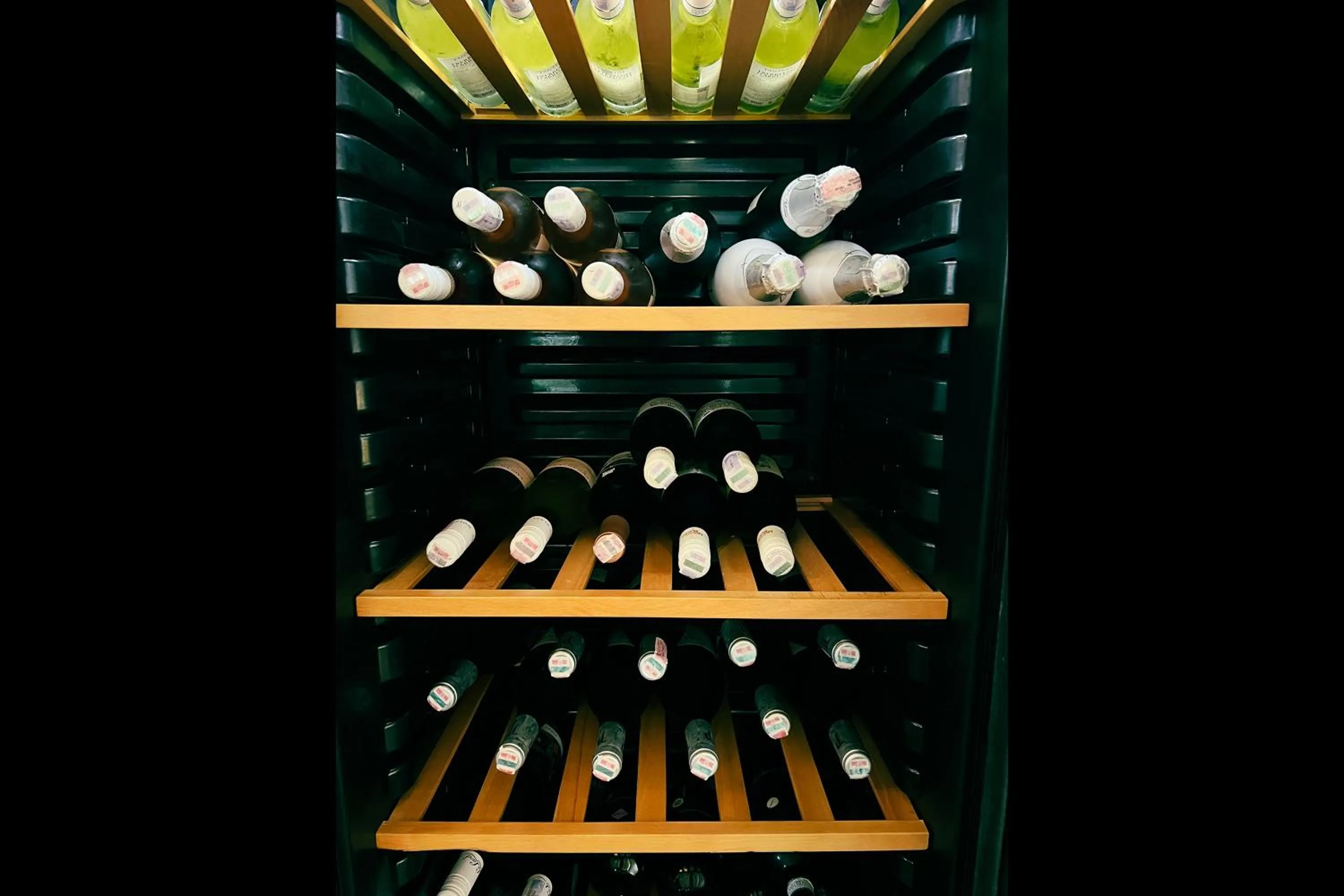 Restaurant/places to eat in Rascals Hotel - Adults Only