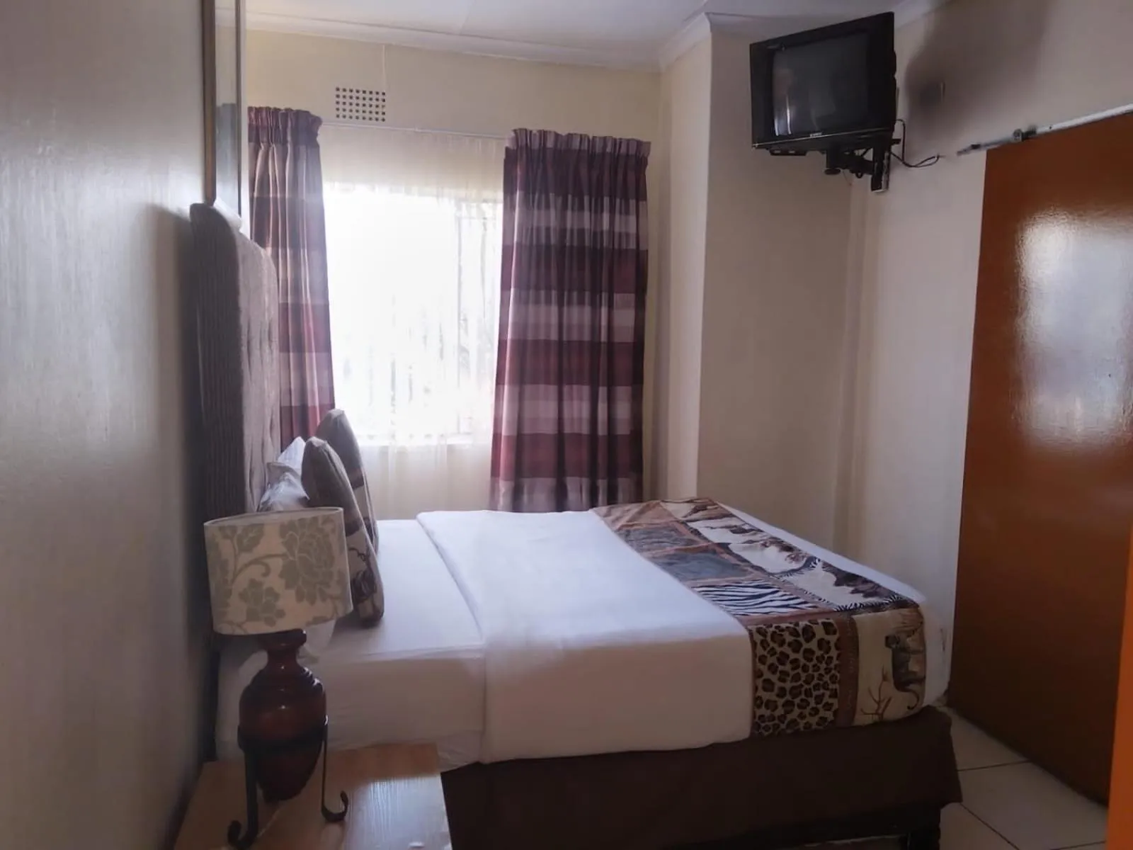 Bed in Ecotel OR Tambo Airport
