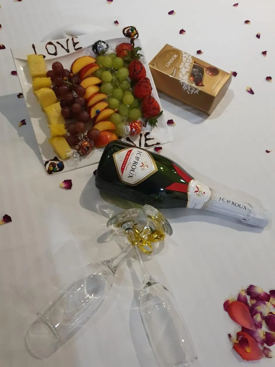 room service in Ecotel OR Tambo Airport